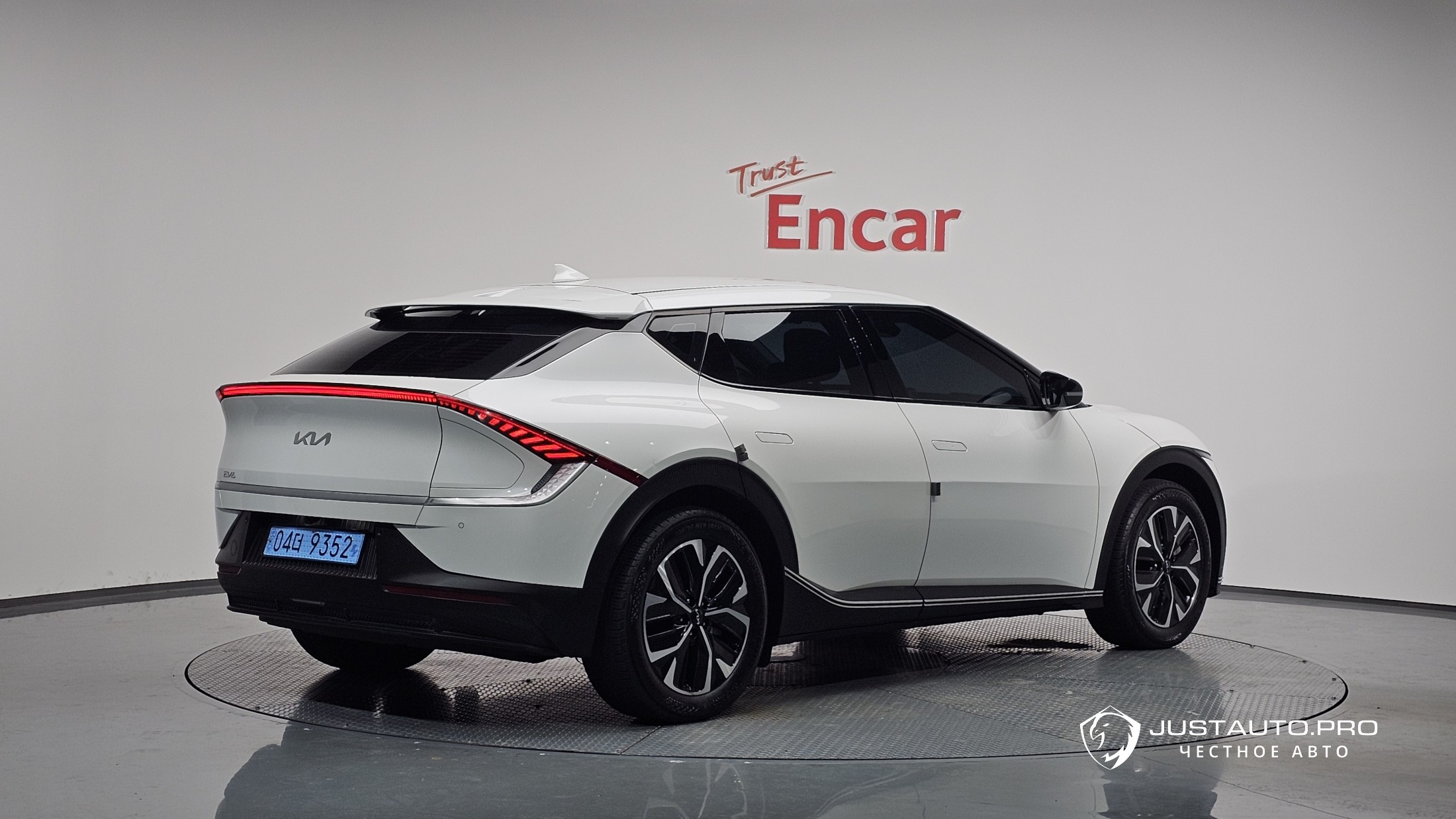 Автомобиль Kia EV6