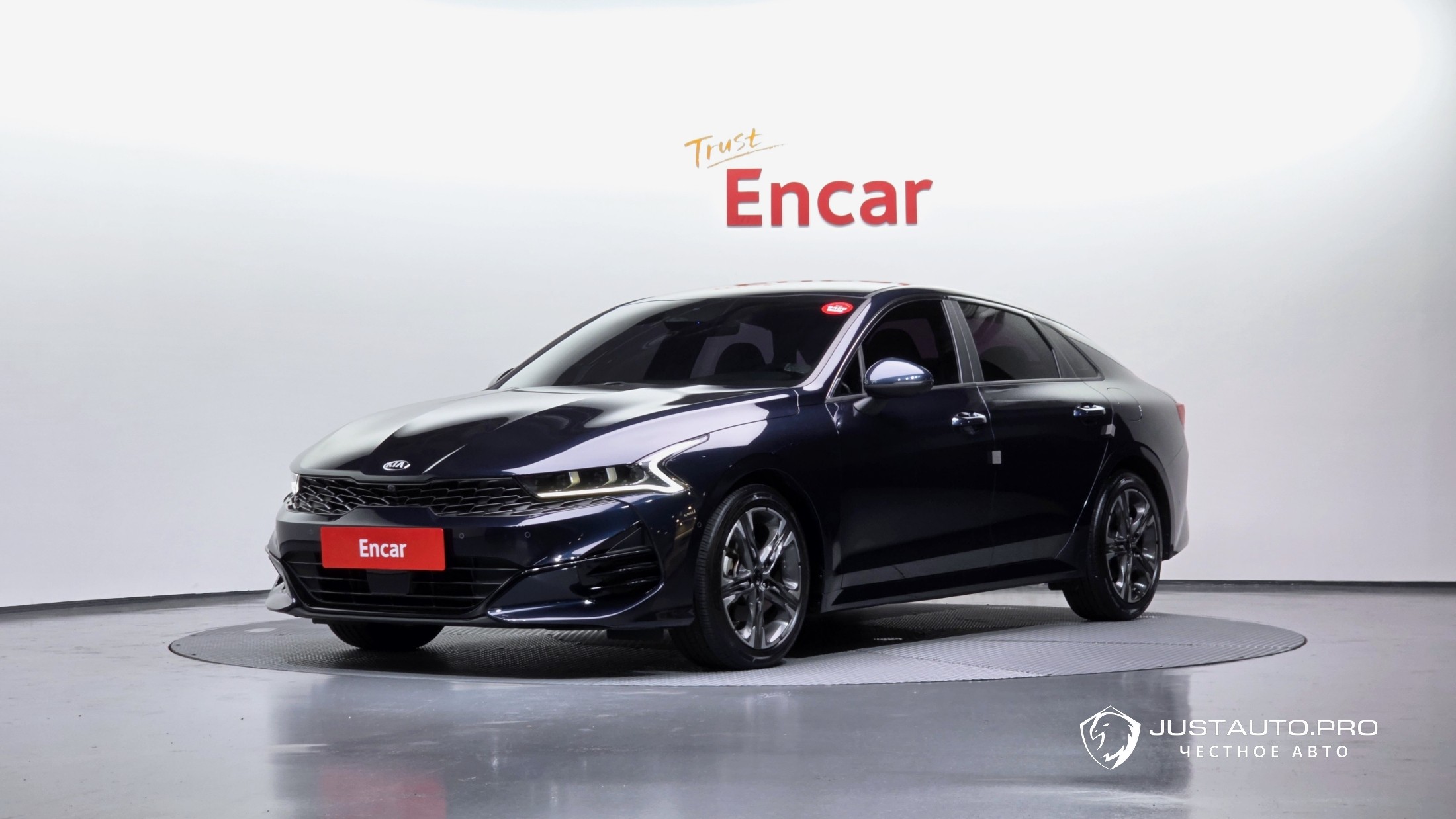 Автомобиль Kia K5