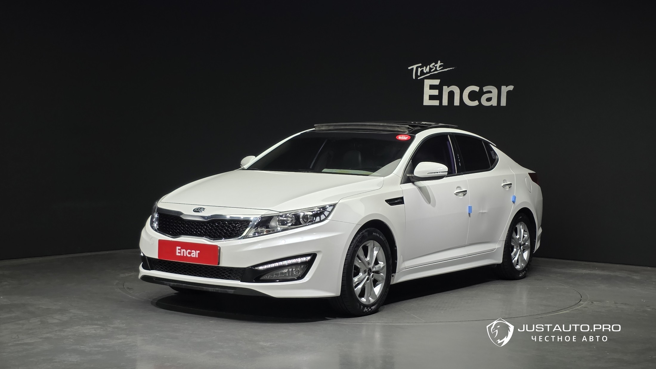 Автомобиль Kia K5