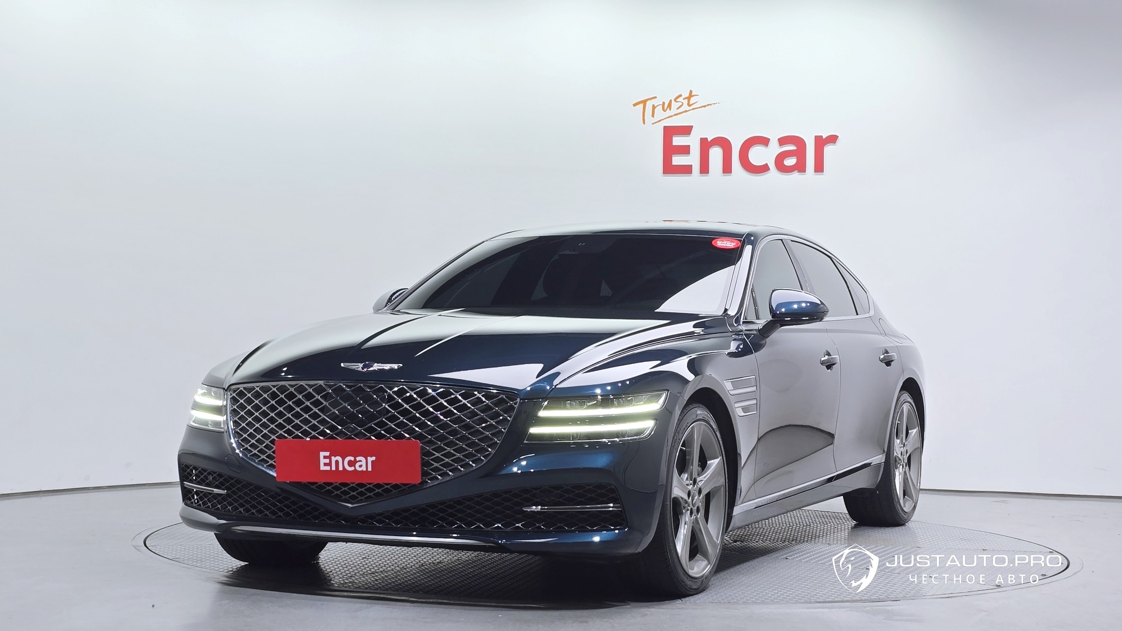 Автомобиль Genesis G80