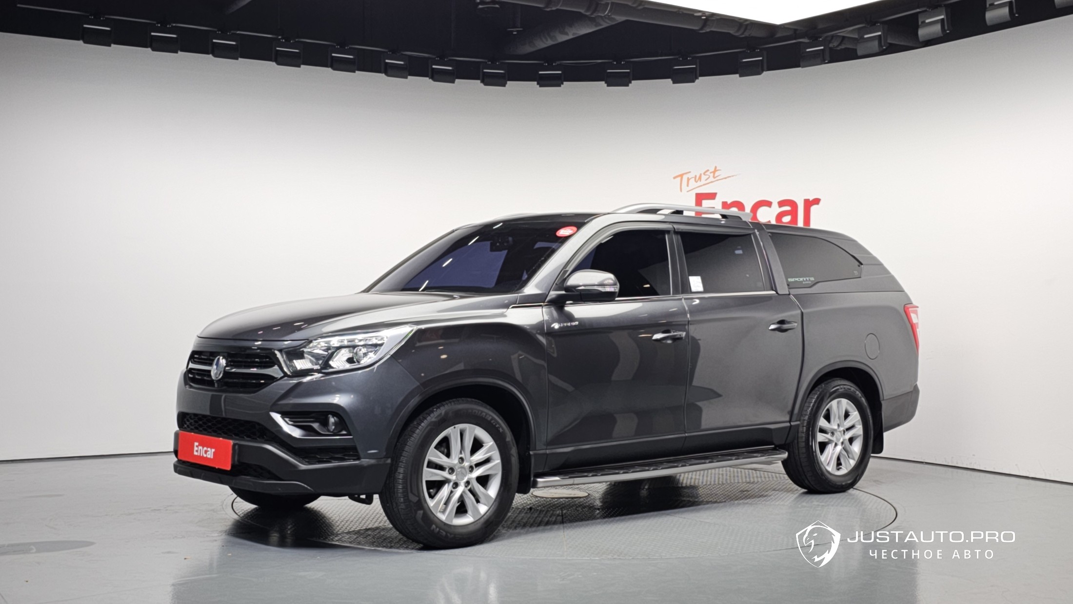 Автомобиль KG_Mobility_Ssangyong Rexton