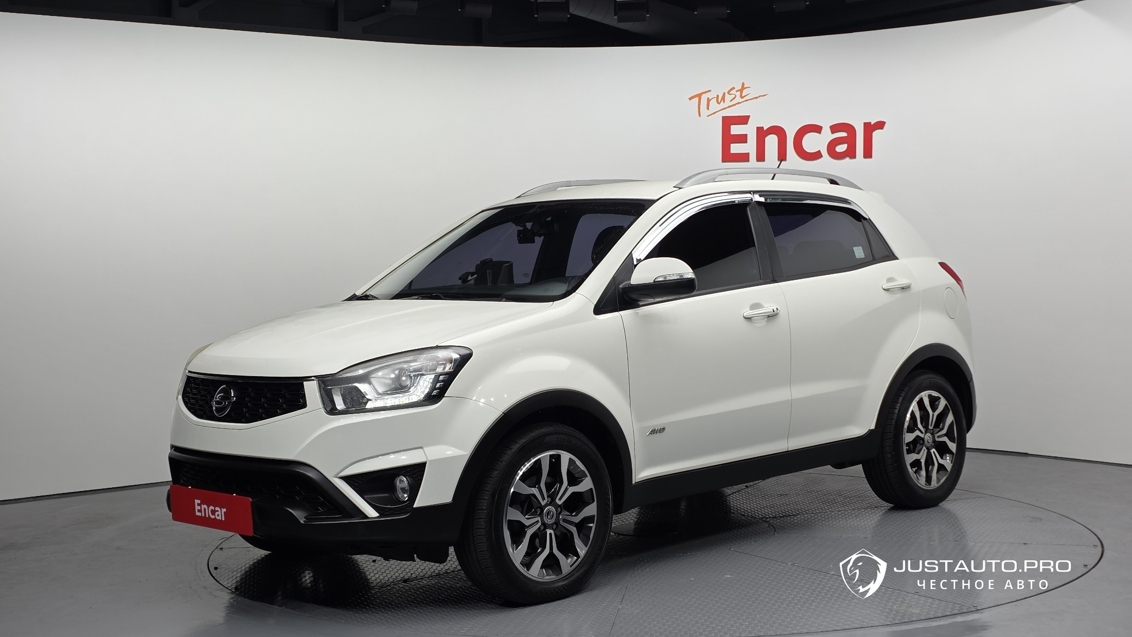 Автомобиль KG_Mobility_Ssangyong KORANDO