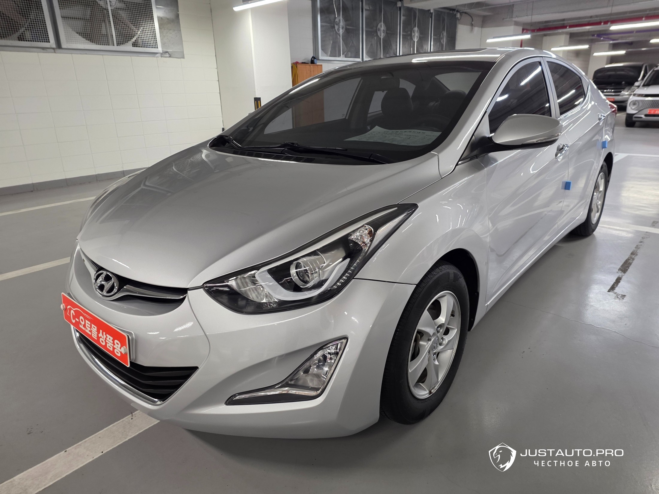 Автомобиль Hyundai AVANTE