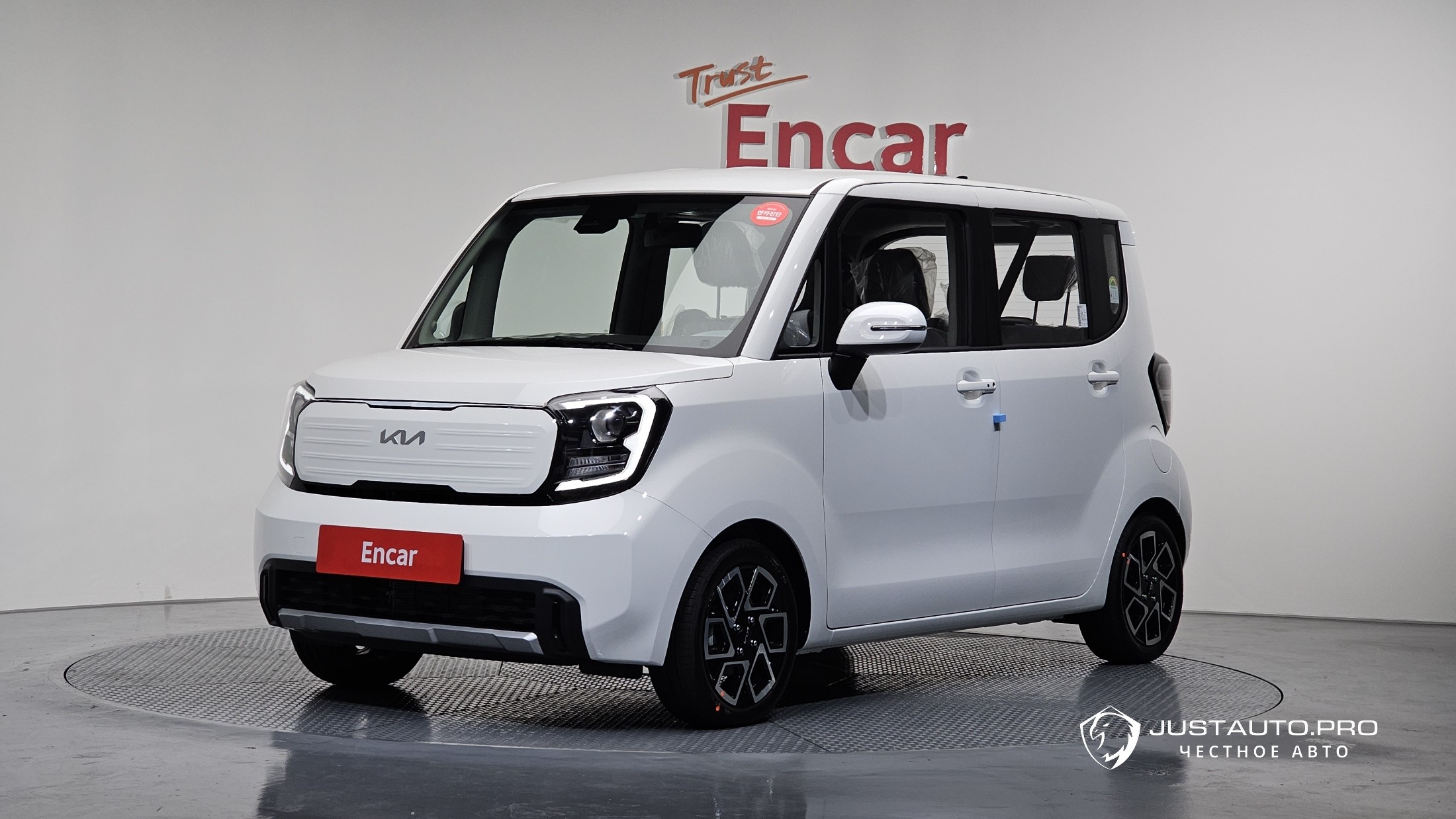 Автомобиль Kia RAY