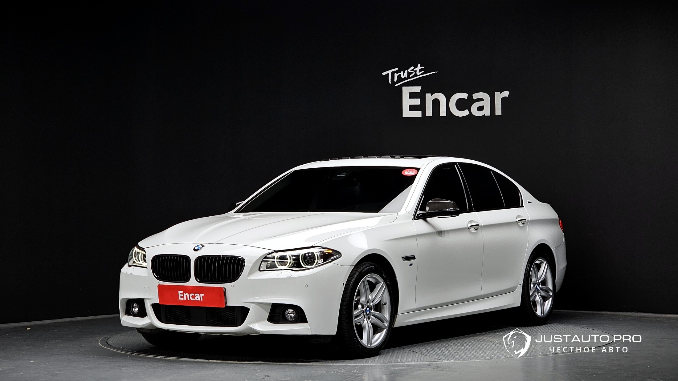 Автомобиль BMW 5-Series