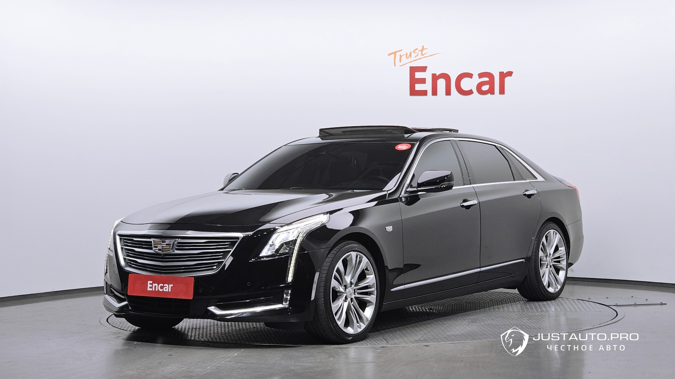 Автомобиль Cadillac CT6