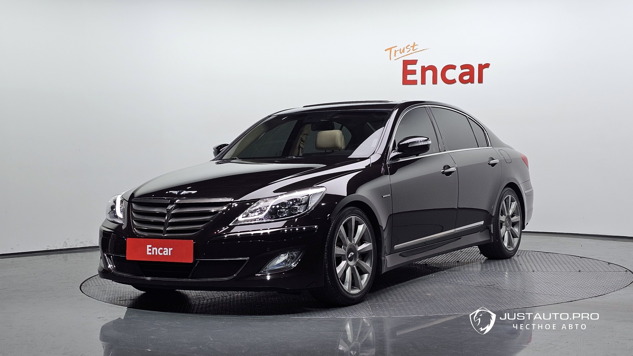 Автомобиль Hyundai Genesis