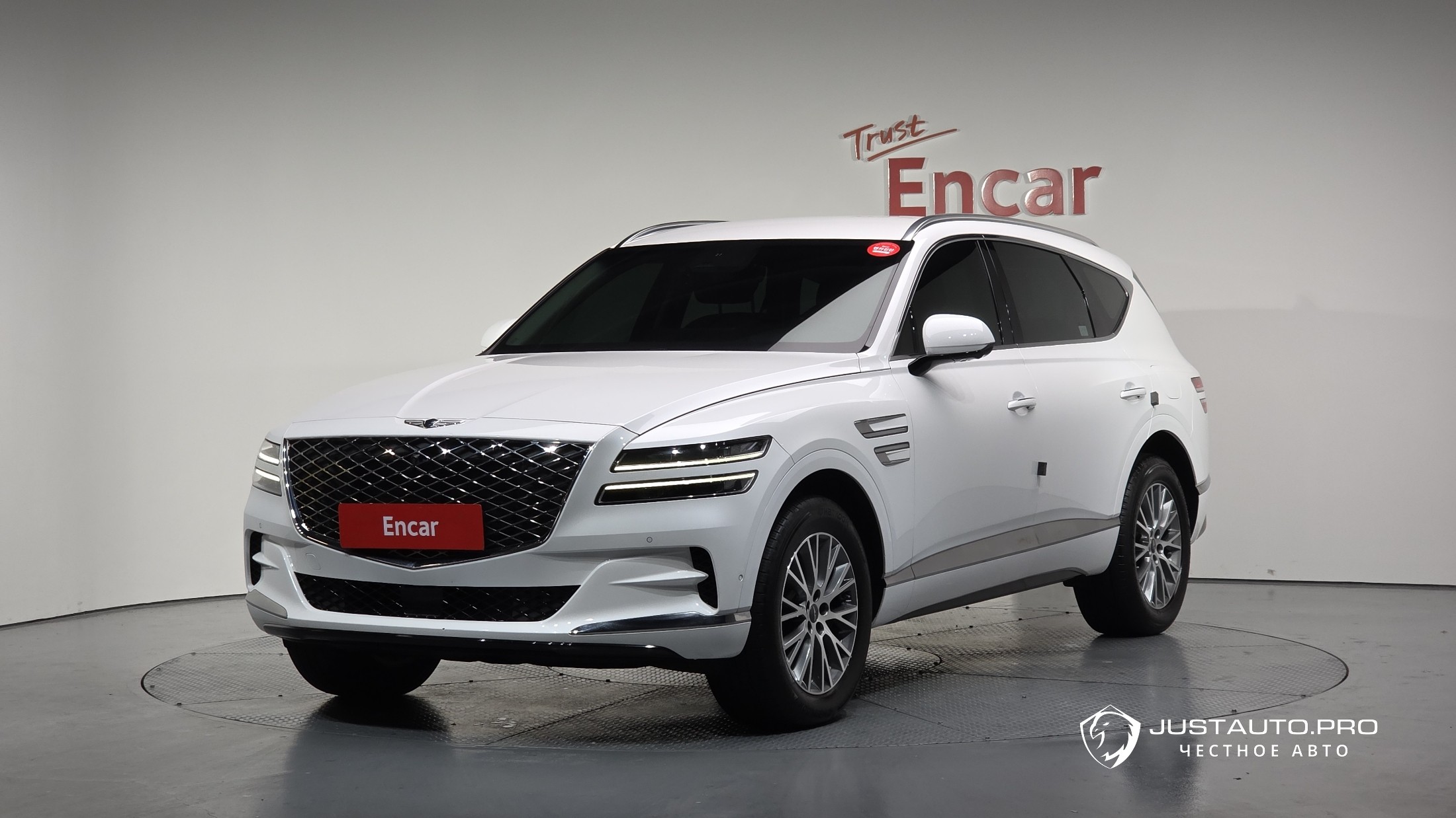 Автомобиль Genesis GV80