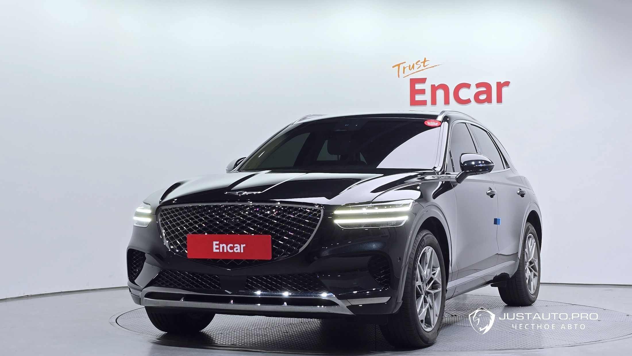 Автомобиль Genesis GV70