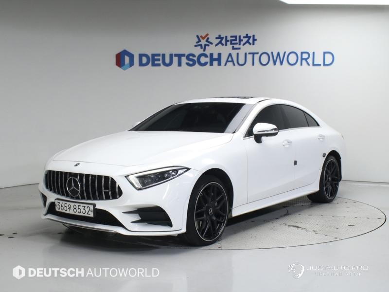 Автомобиль Mercedes-Benz CLS-Class