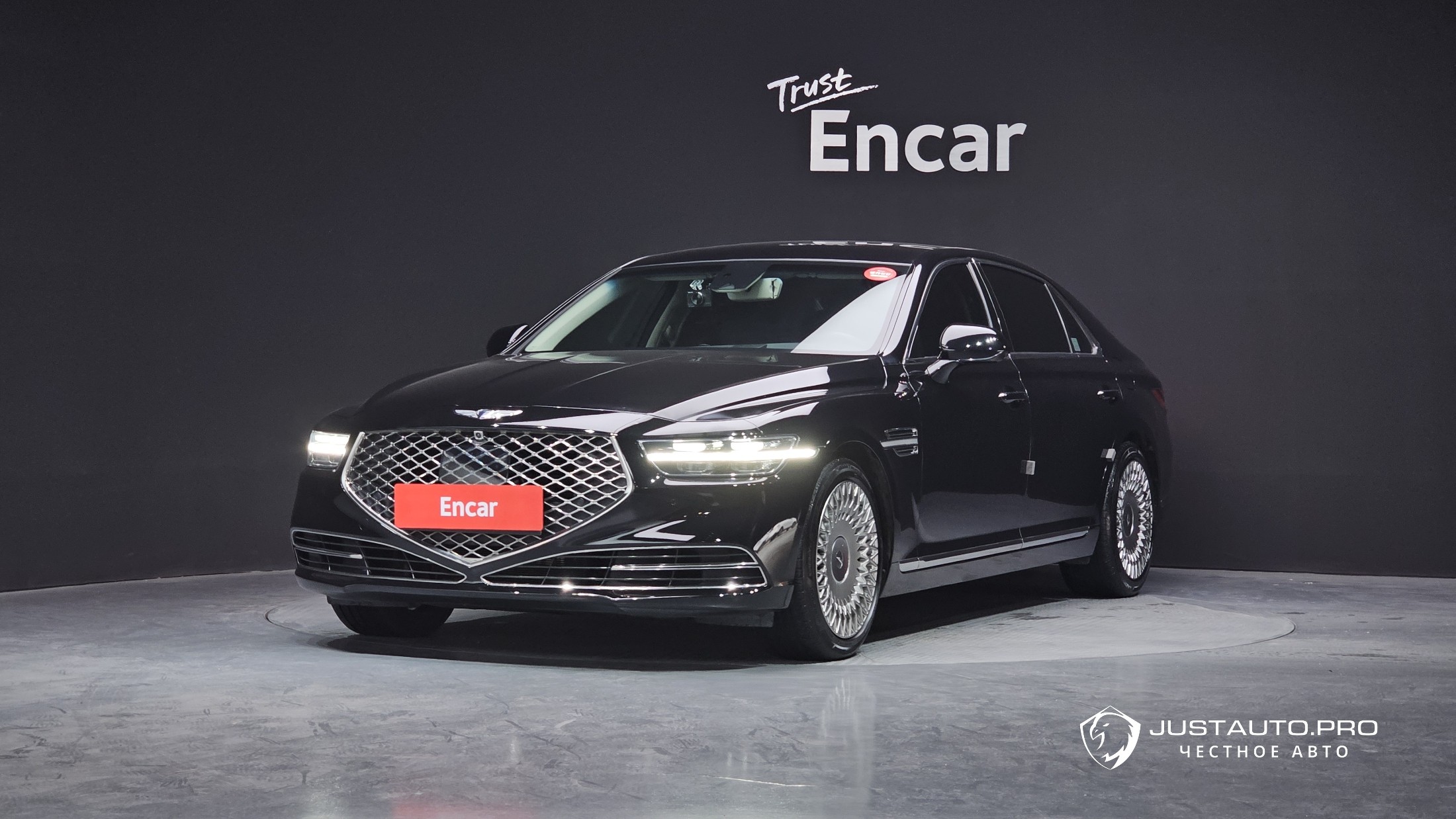 Автомобиль Genesis G90