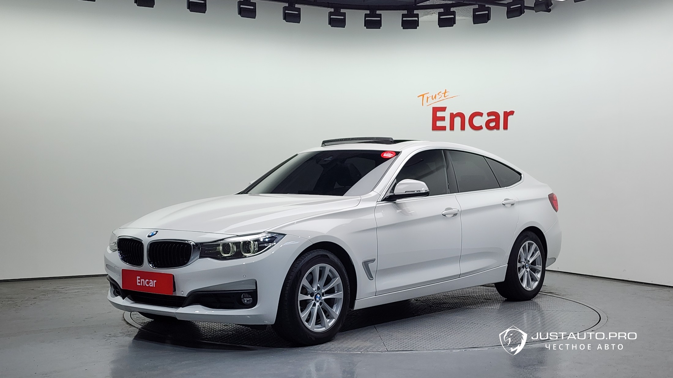 Автомобиль BMW Gran Turismo