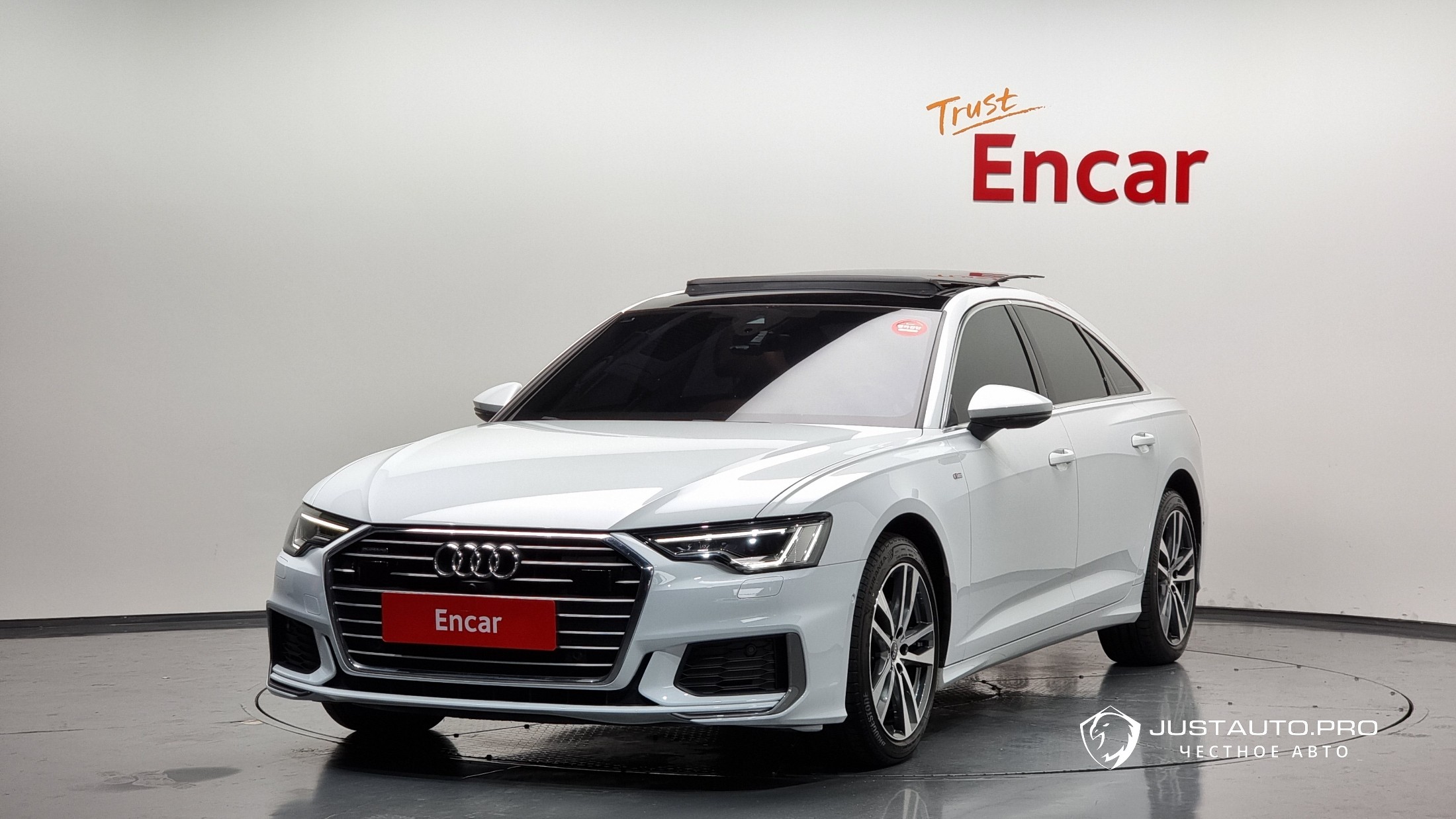 Автомобиль Audi A6