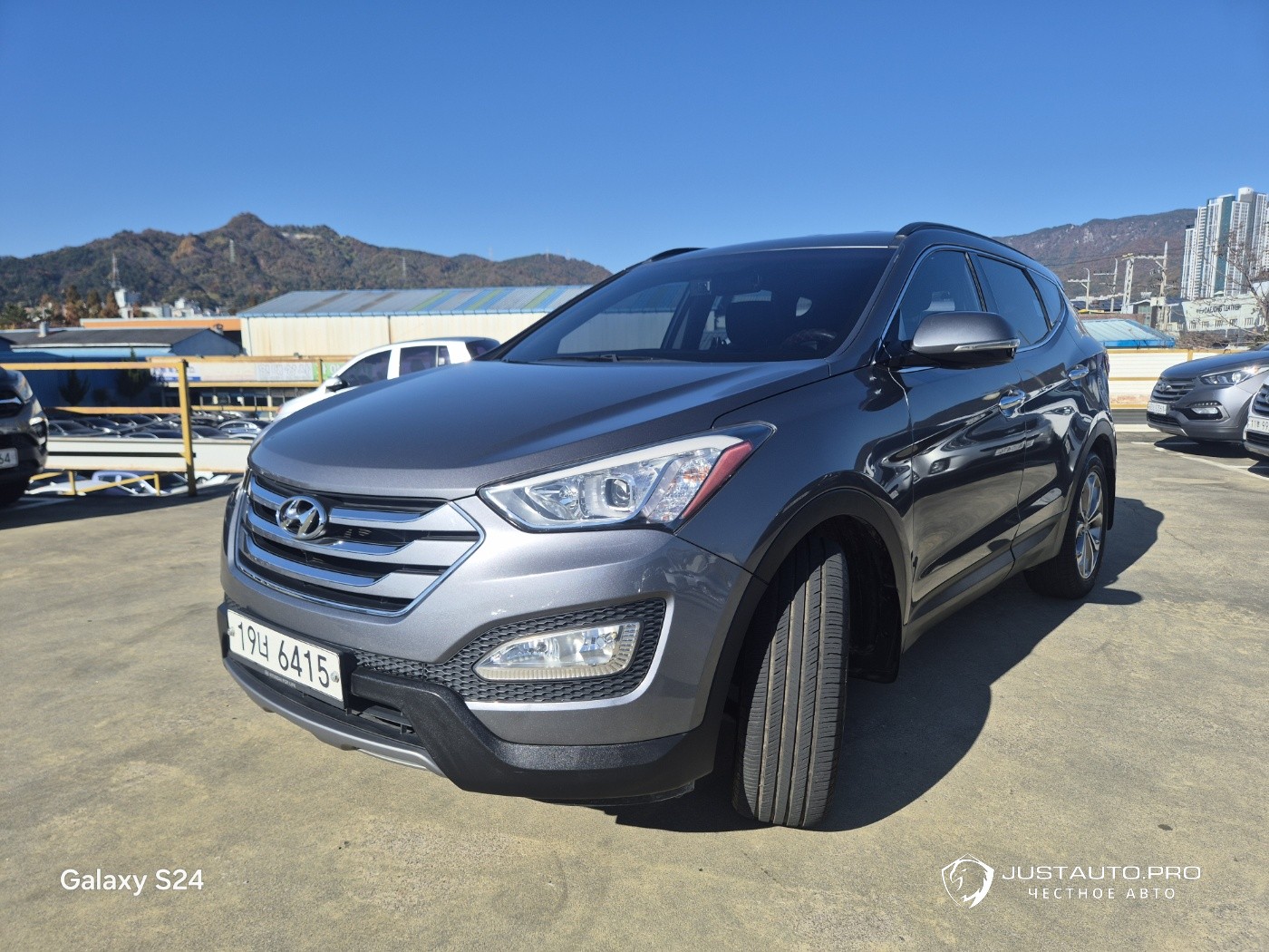 Автомобиль Hyundai Santafe