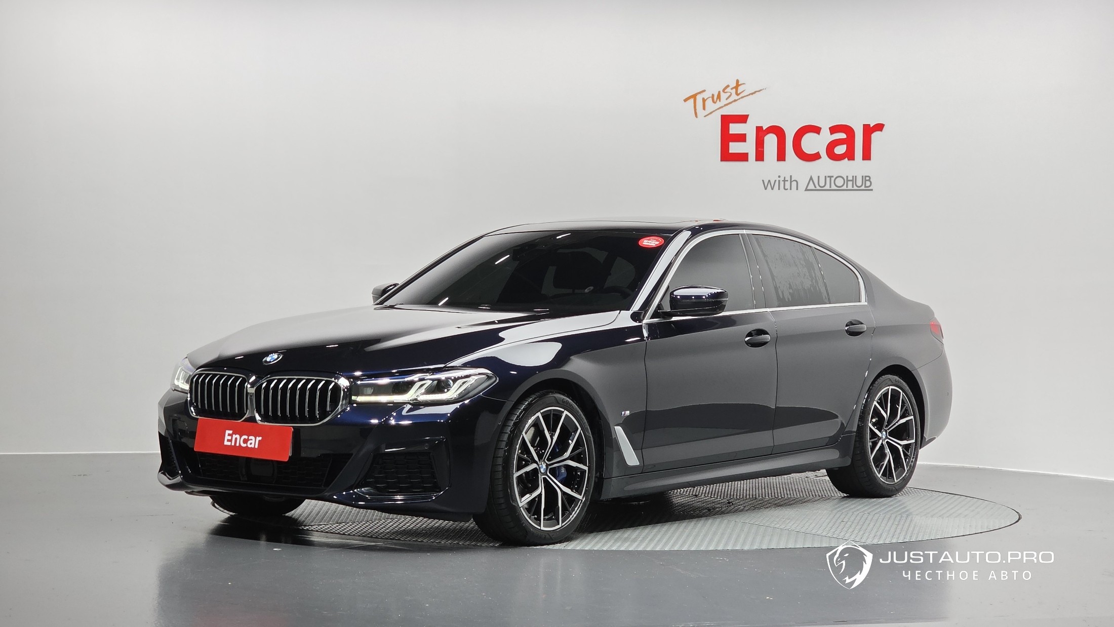 Автомобиль BMW 5-Series