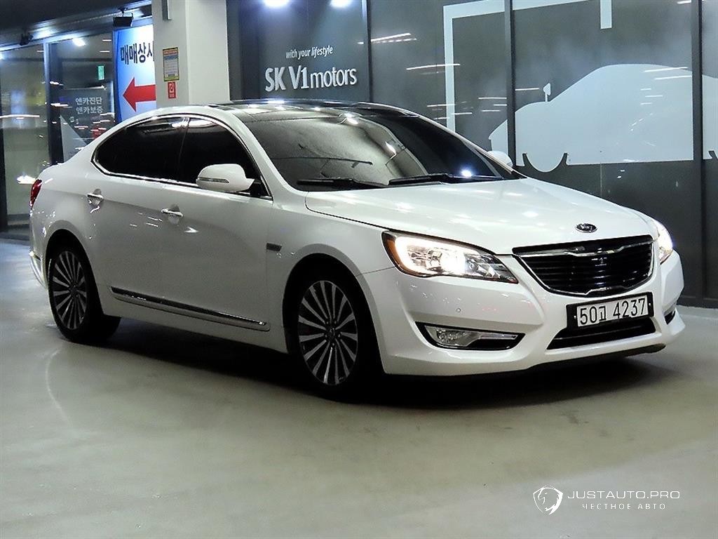 Автомобиль Kia K7