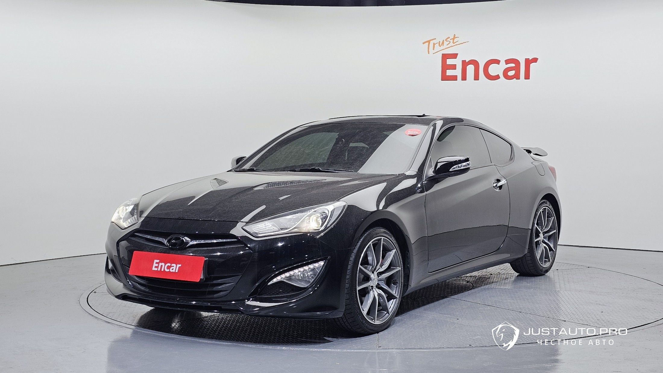 Автомобиль Hyundai Genesis