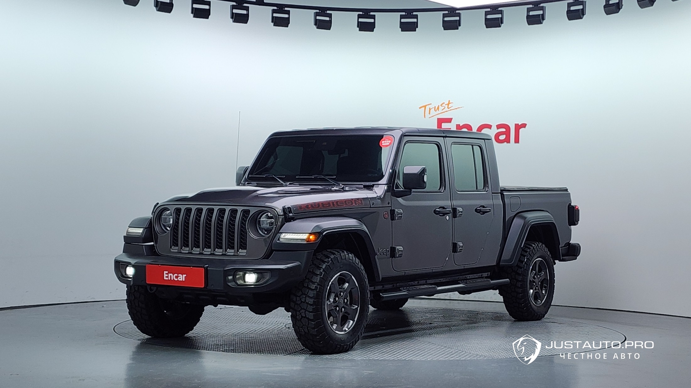 Автомобиль Jeep Gladiator