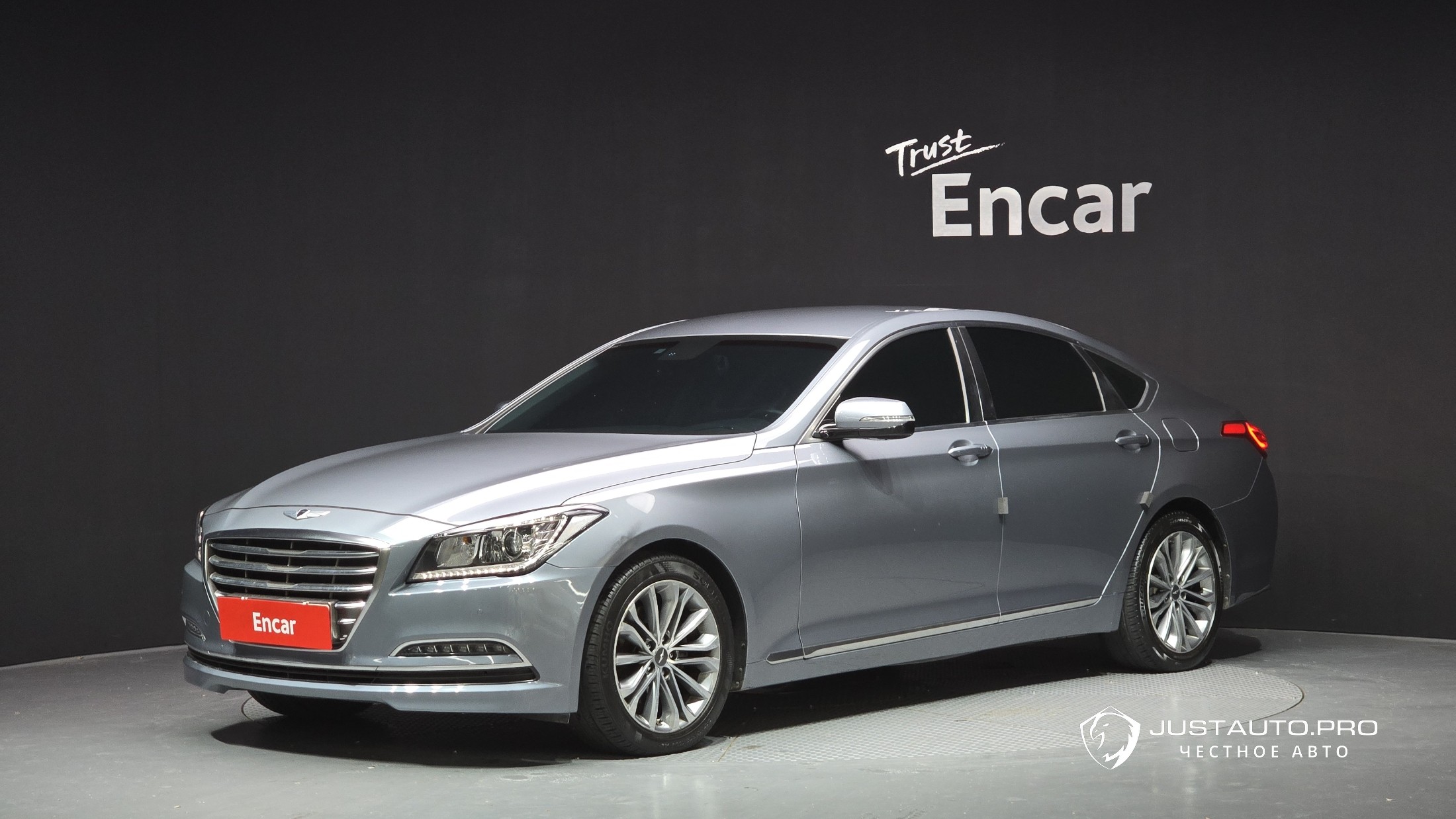 Автомобиль Hyundai Genesis