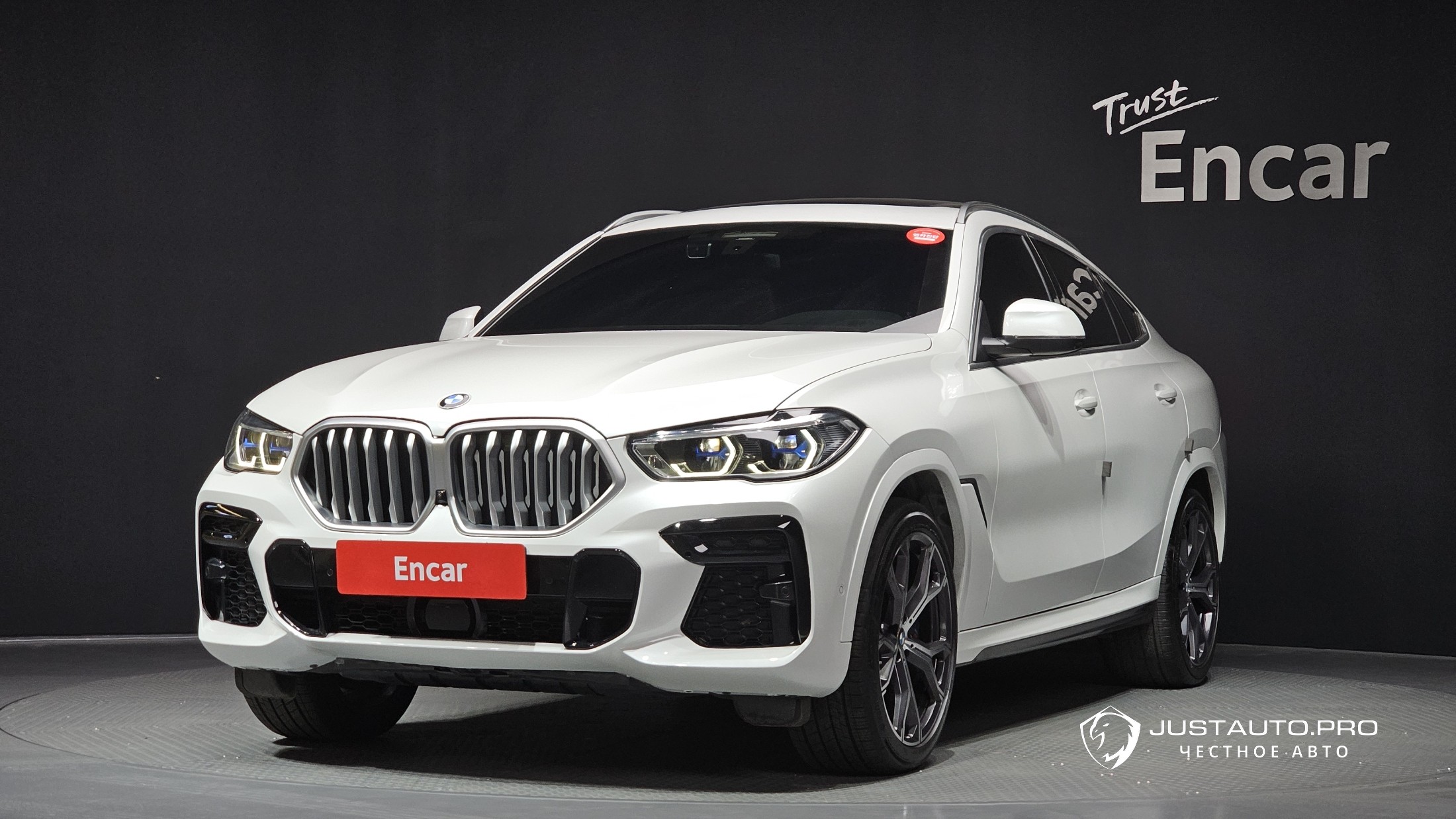 Автомобиль BMW X6