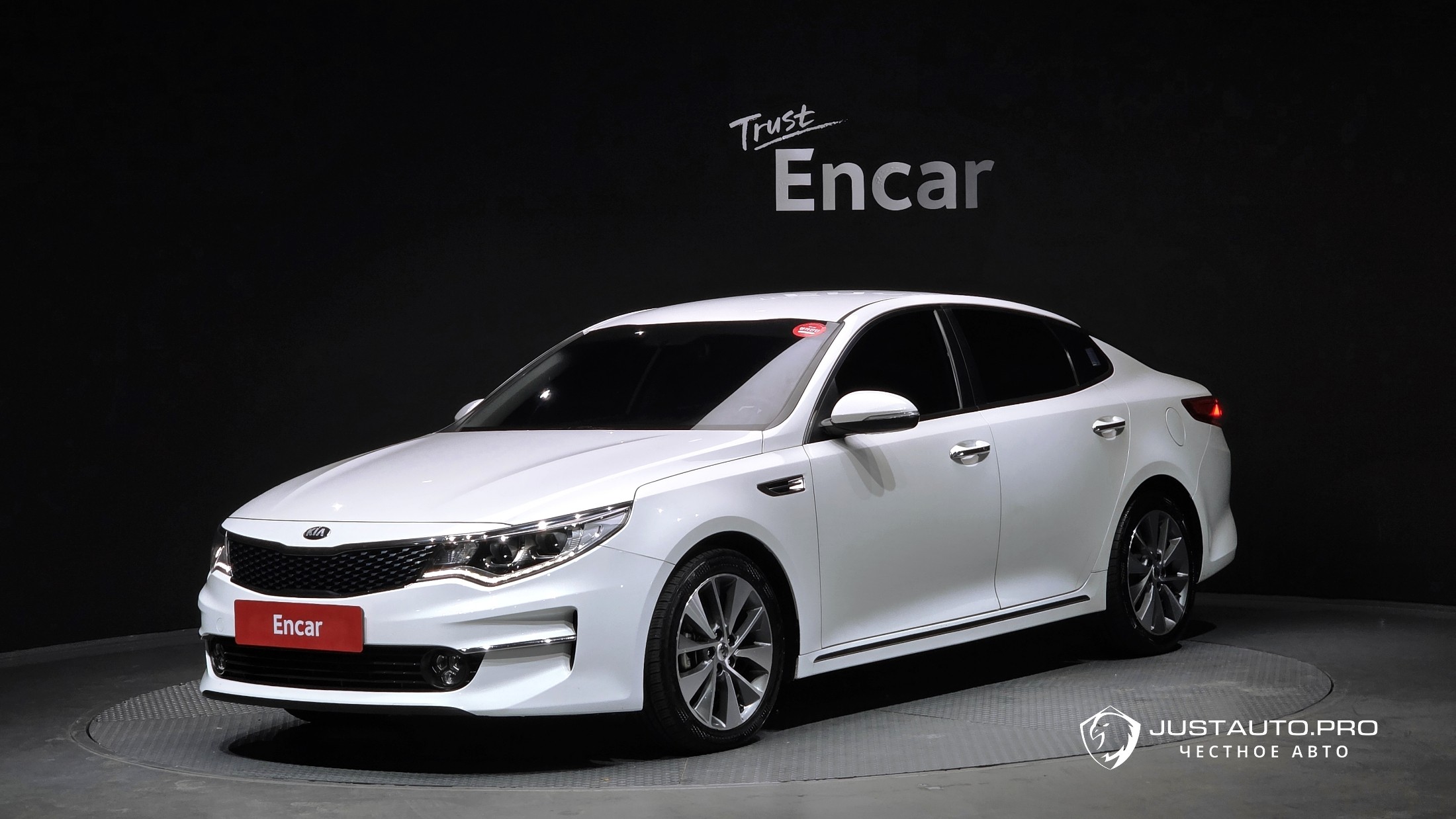 Автомобиль Kia K5