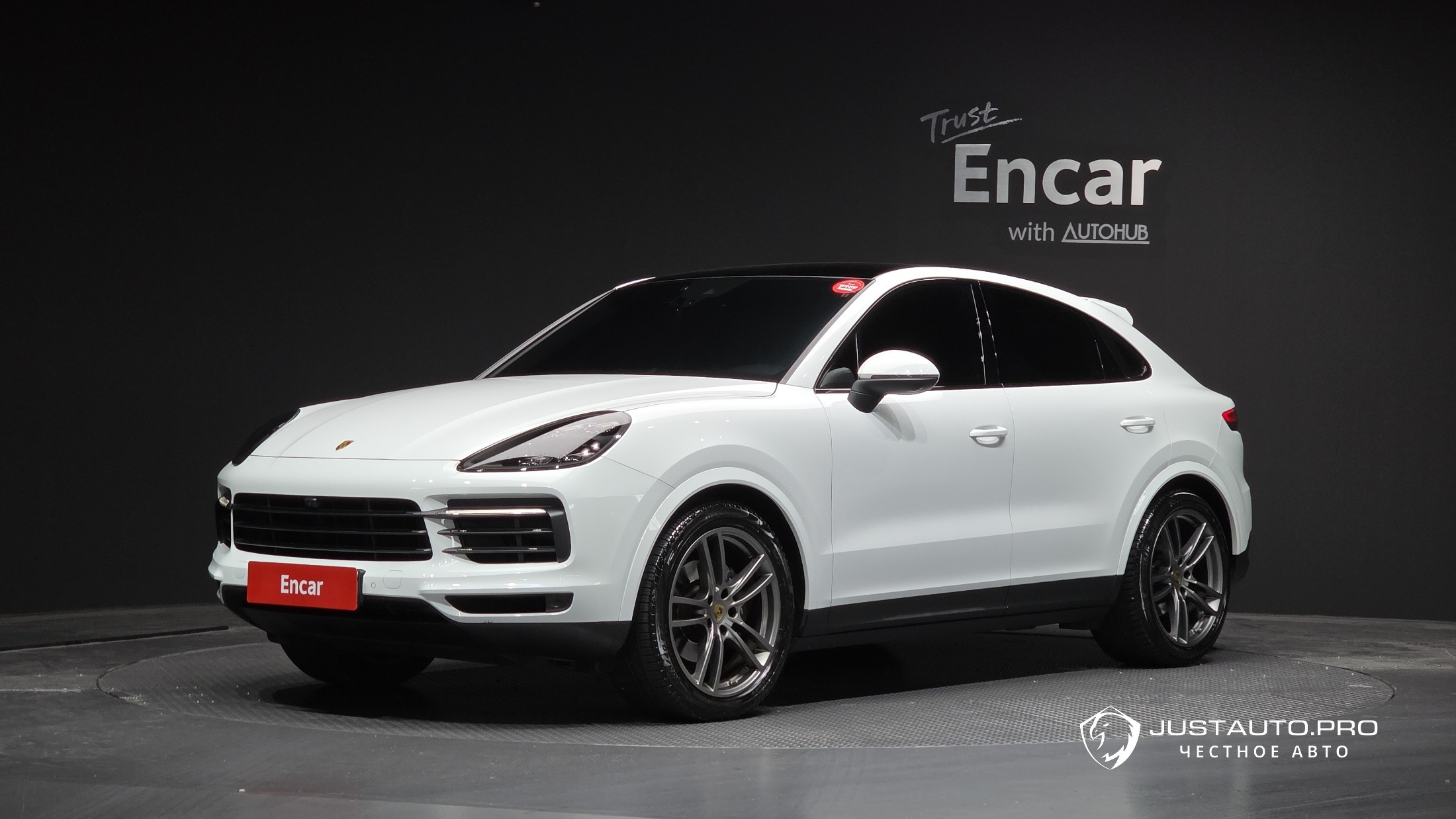 Автомобиль Porsche Cayenne