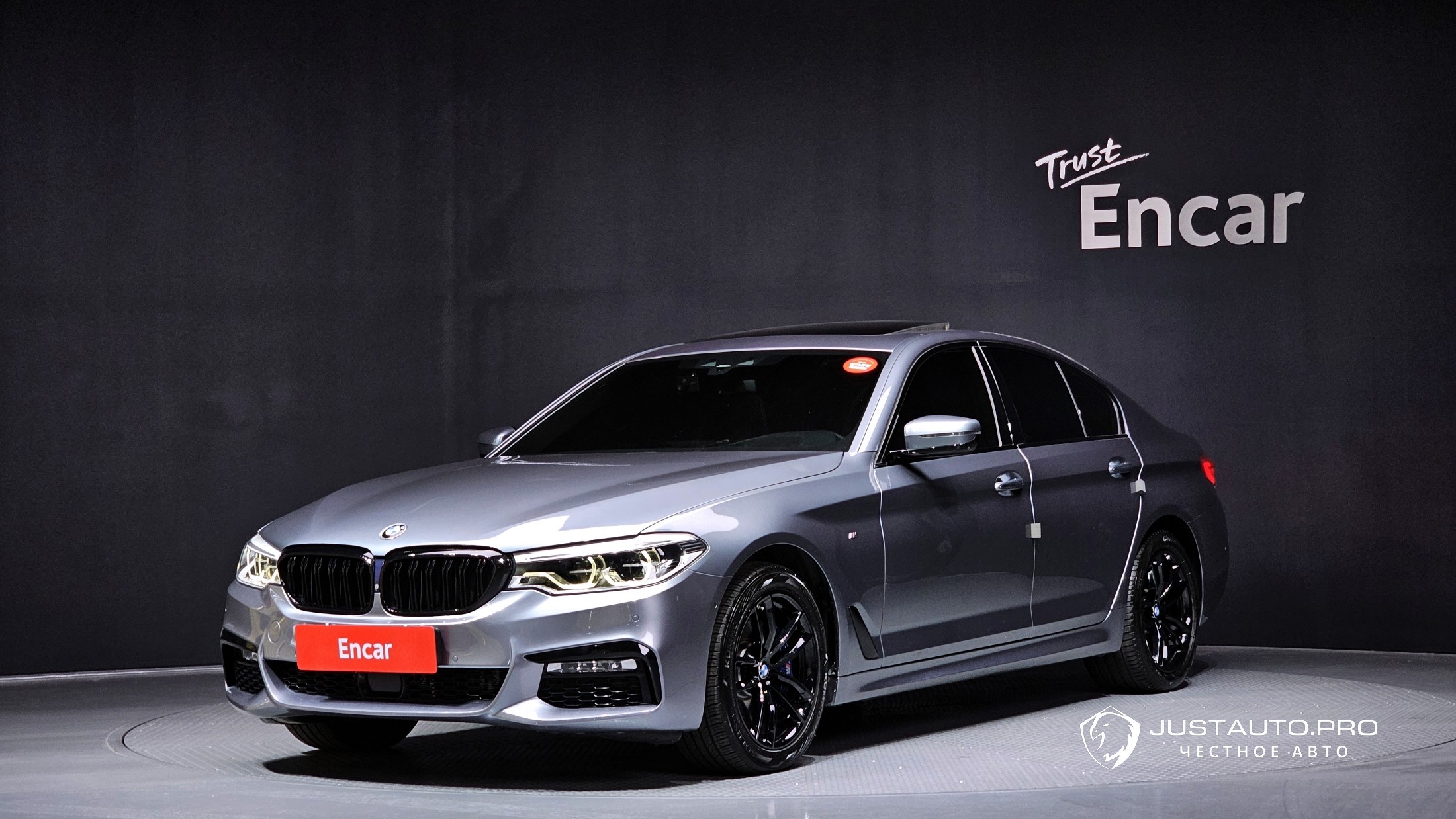 Автомобиль BMW 5-Series