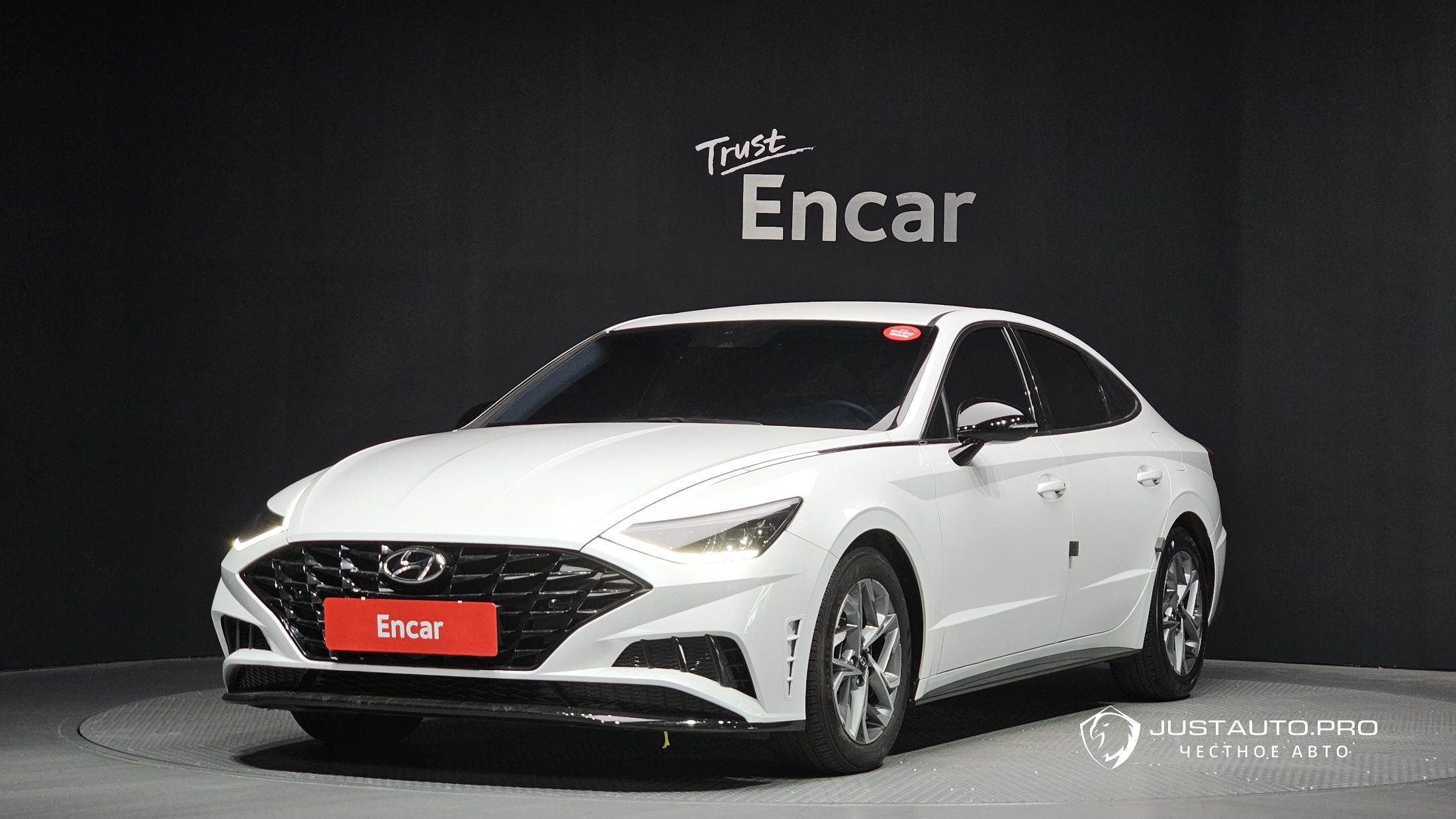 Автомобиль Hyundai Sonata