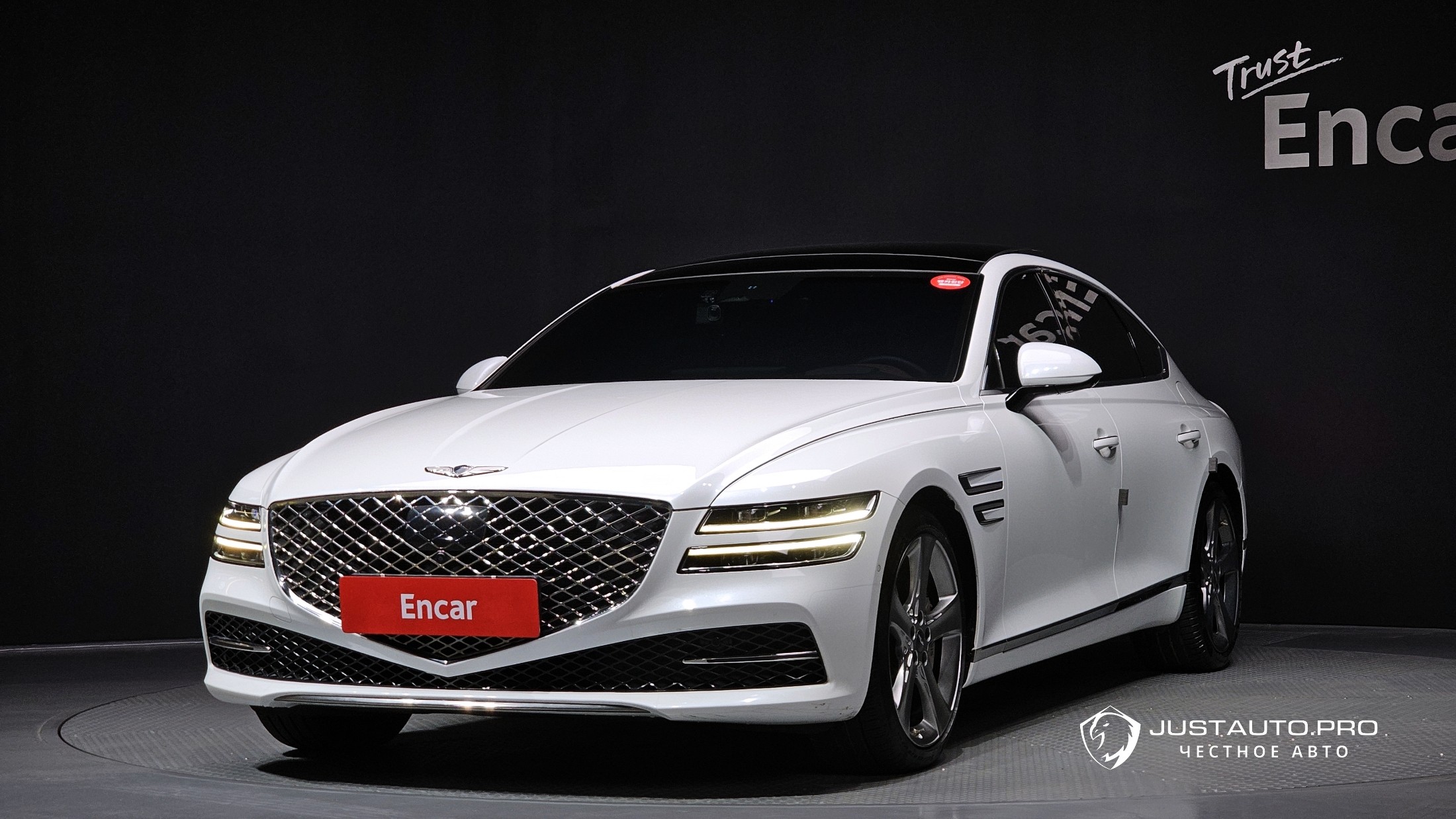 Автомобиль Genesis G80