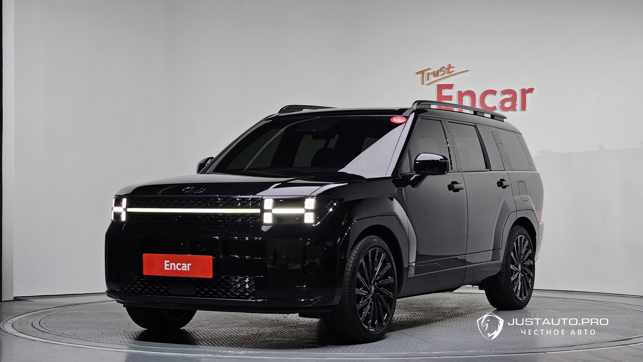 Автомобиль Hyundai Santafe