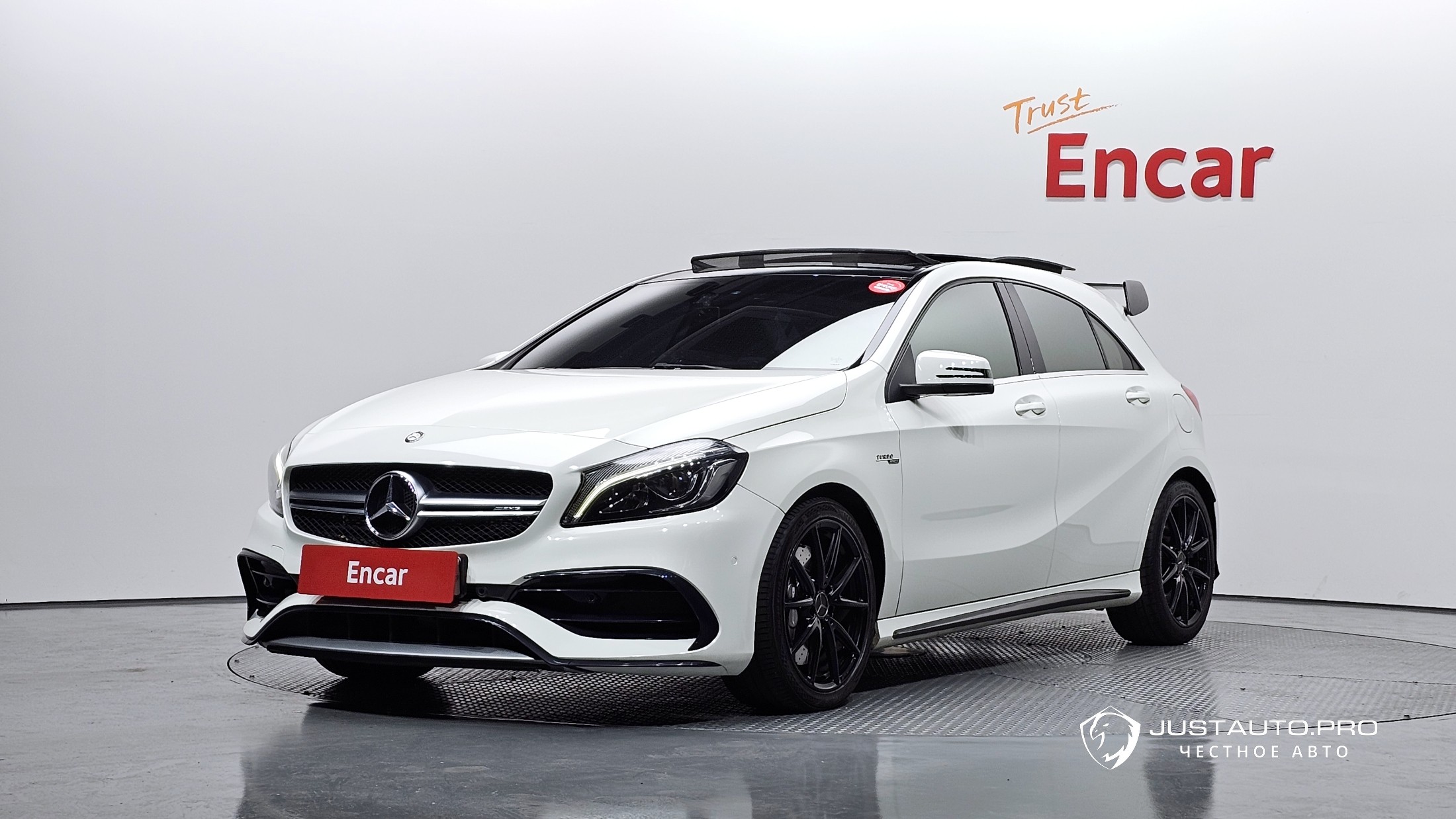 Автомобиль Mercedes-Benz A-Class