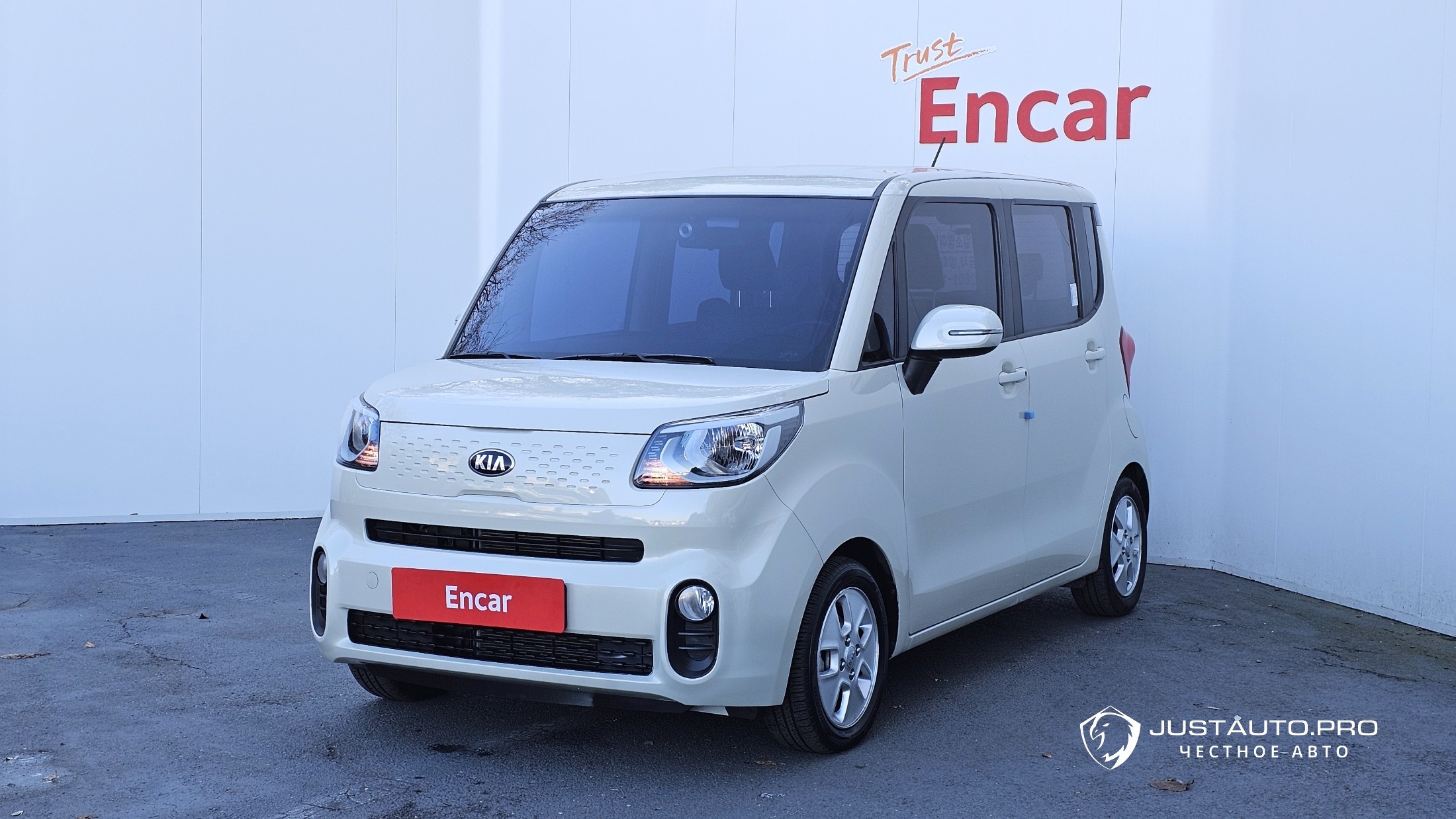 Автомобиль Kia RAY