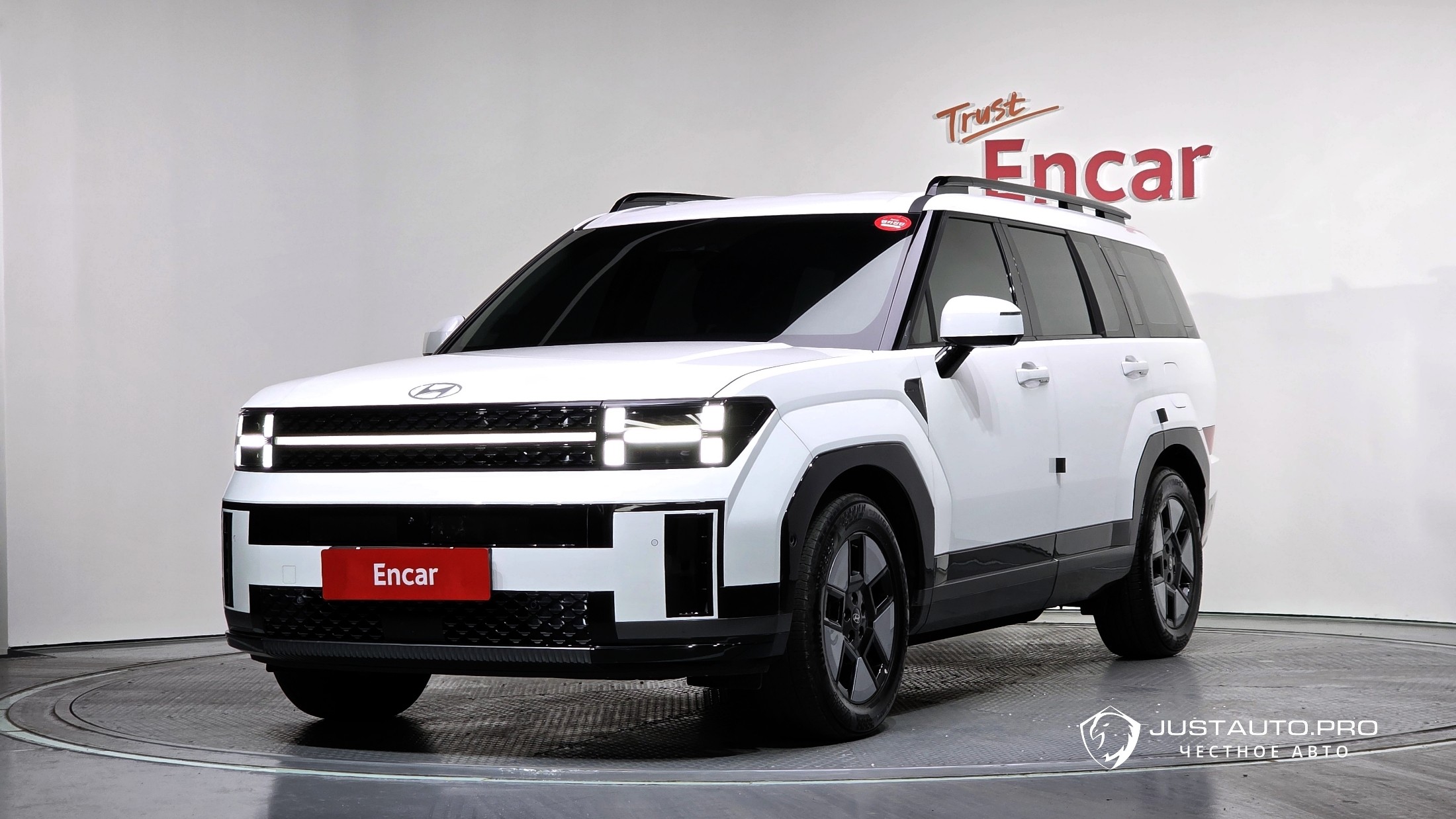 Автомобиль Hyundai Santafe