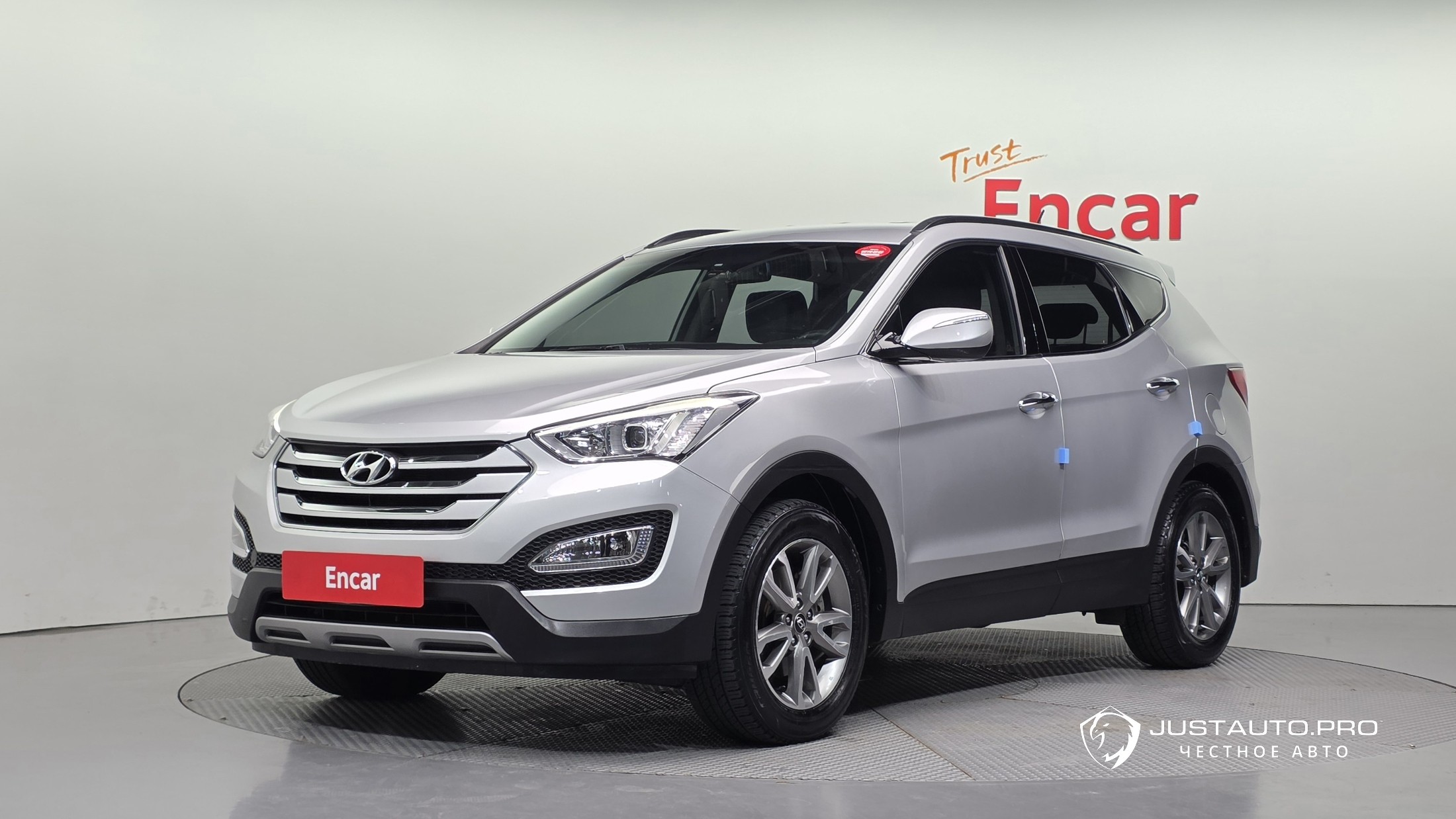 Автомобиль Hyundai Santafe