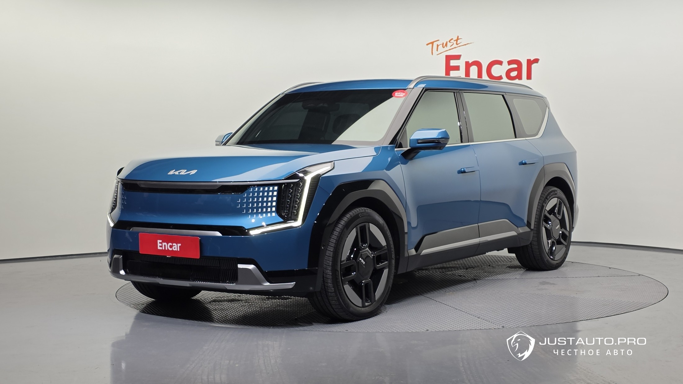 Автомобиль Kia EV9