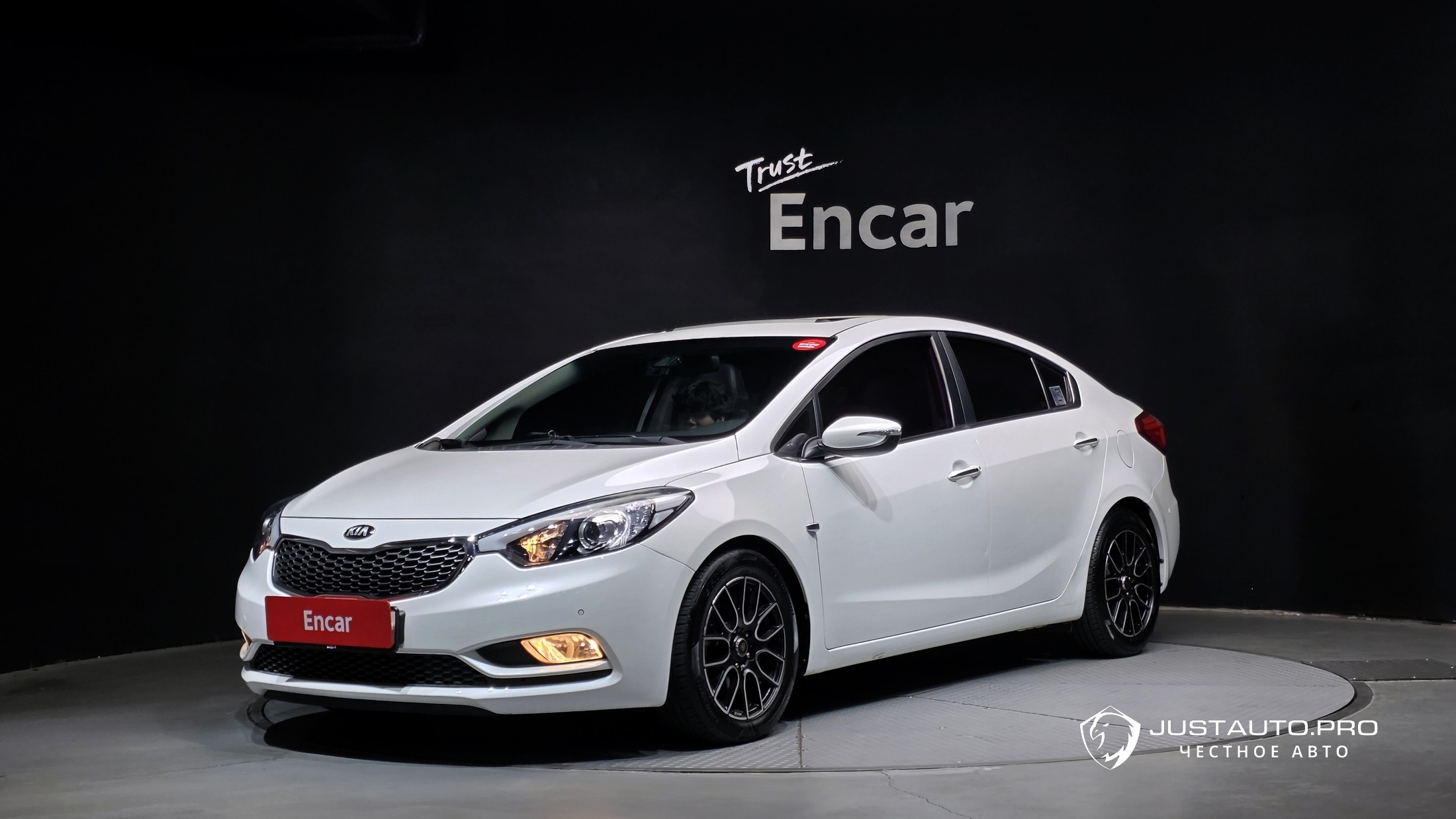 Автомобиль Kia K3