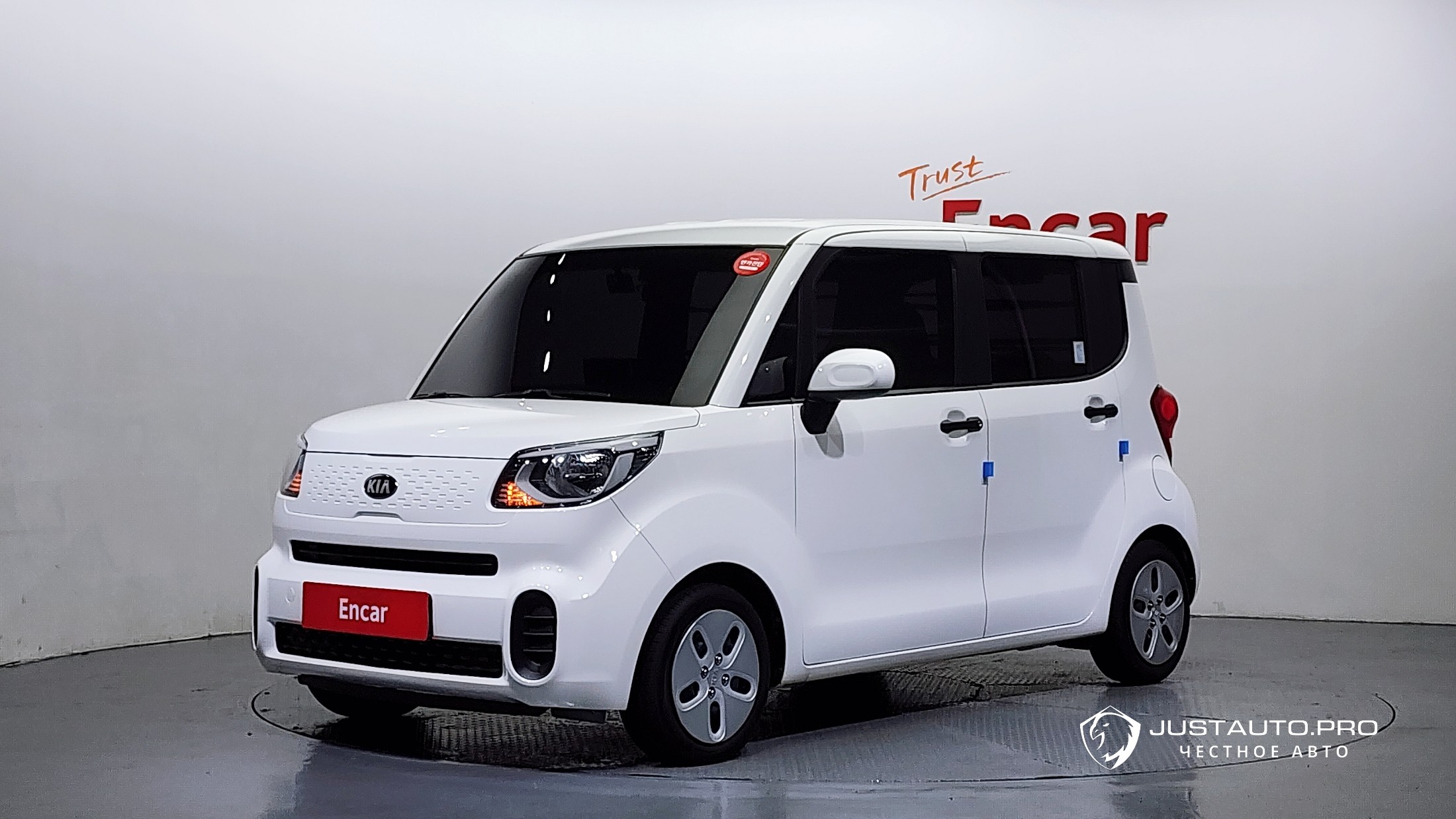 Автомобиль Kia RAY