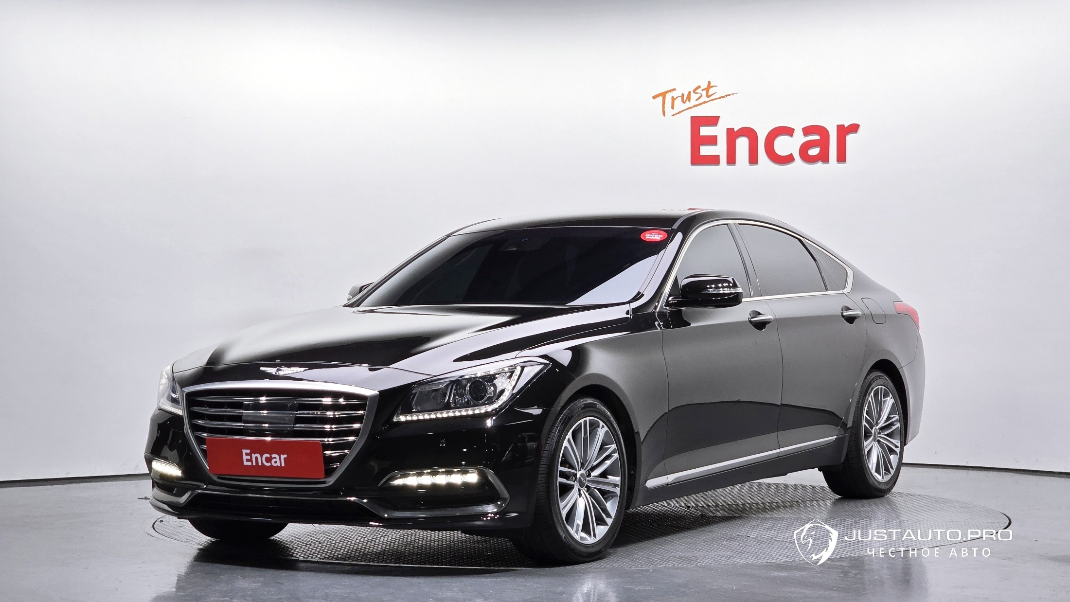 Автомобиль Genesis G80