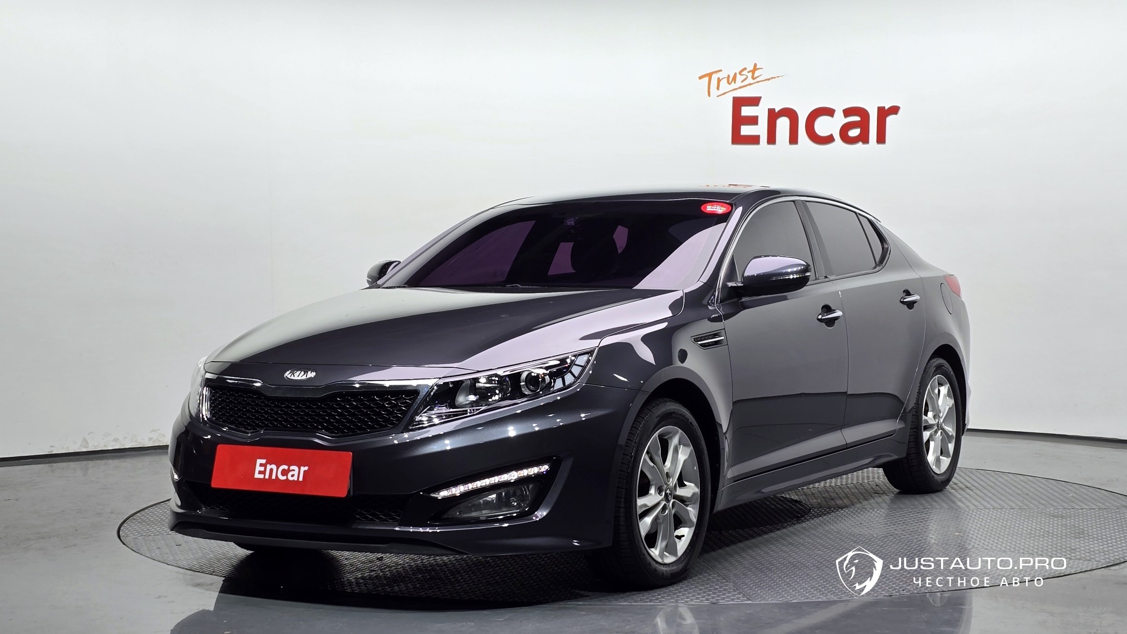 Автомобиль Kia K5