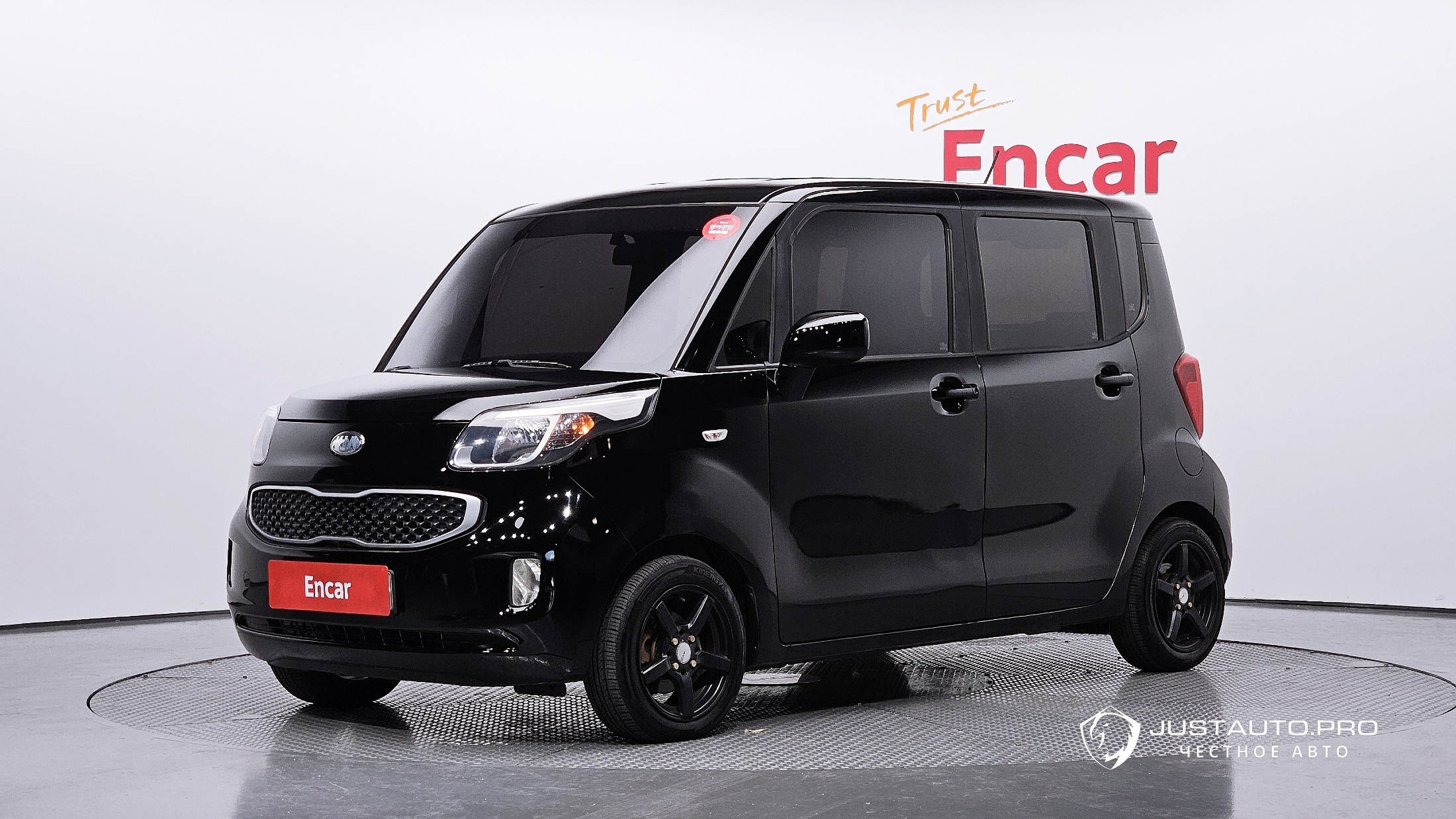 Автомобиль Kia RAY