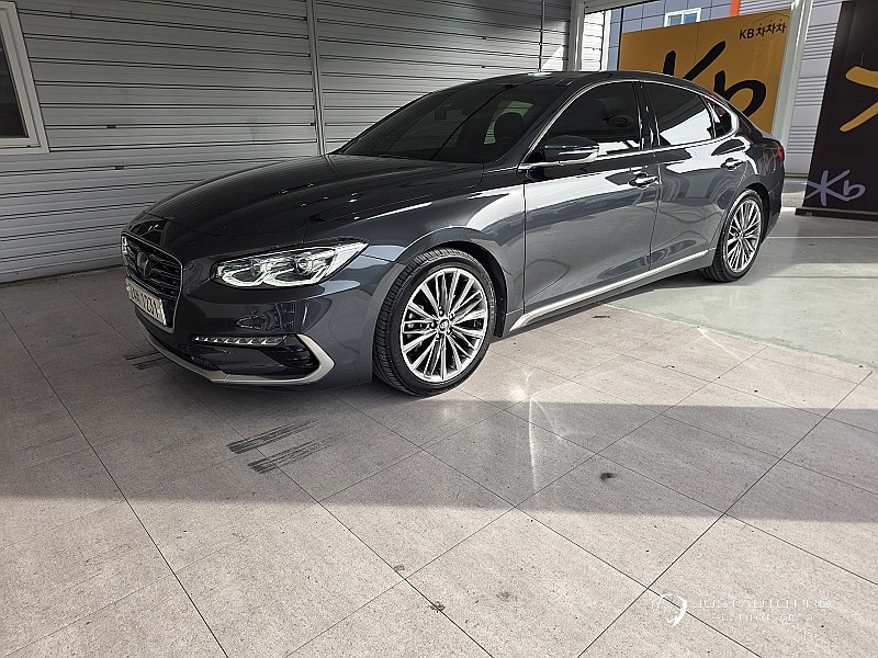 Автомобиль Hyundai Grandeur