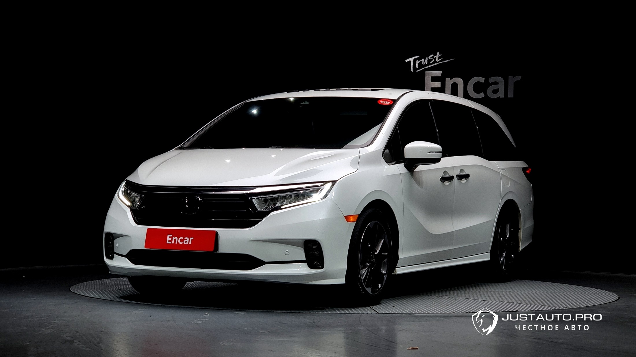 Автомобиль Honda Odyssey