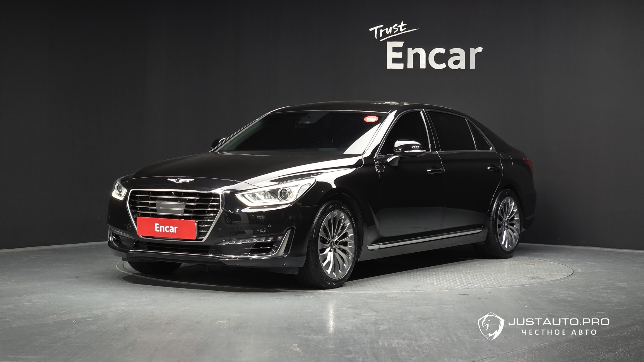 Автомобиль Genesis EQ900