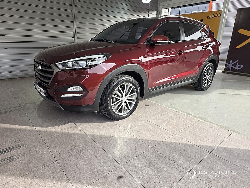 Автомобиль Hyundai Tucson