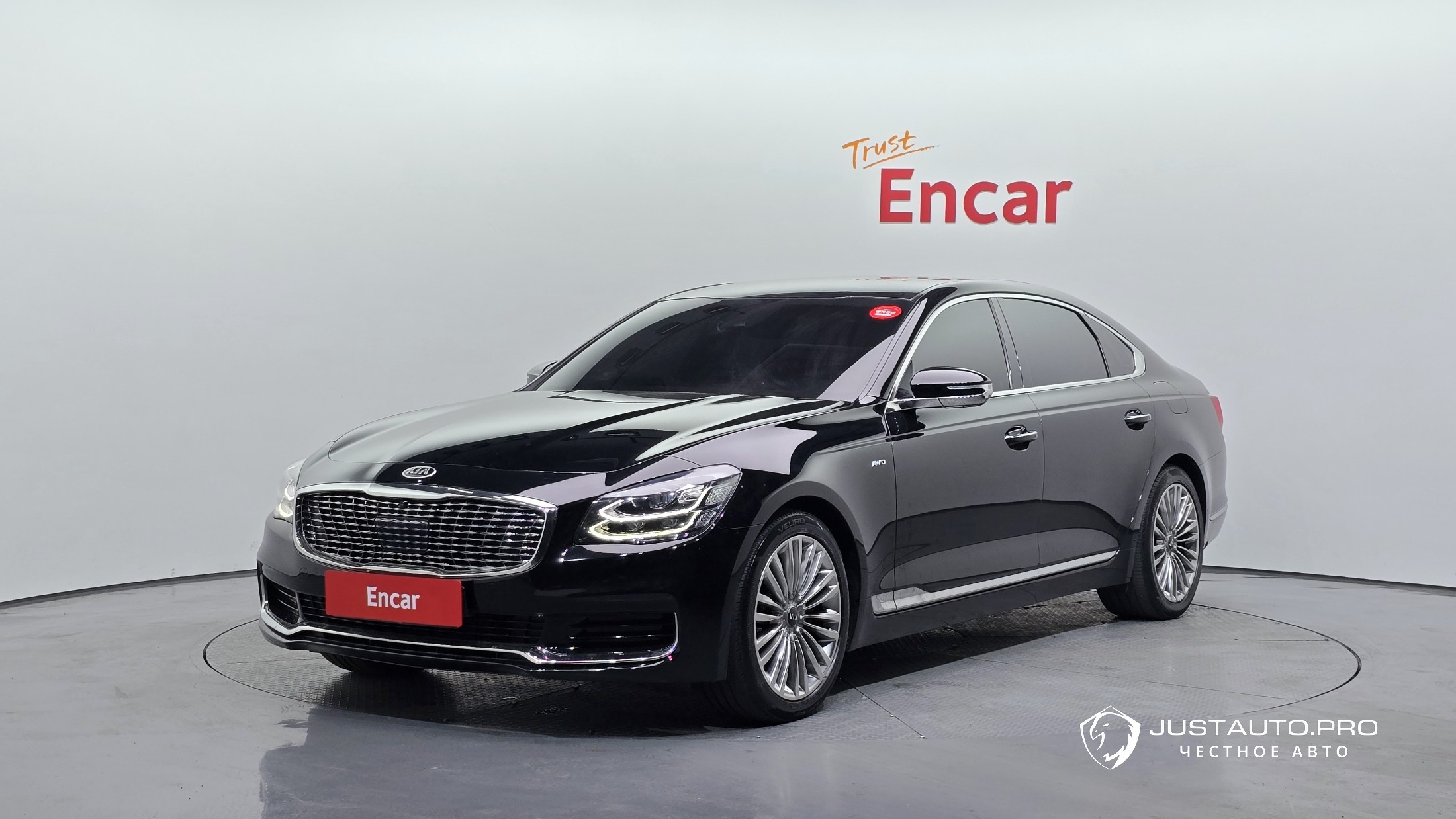 Автомобиль Kia K9