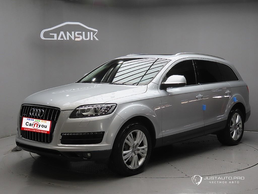 Автомобиль Audi Q7