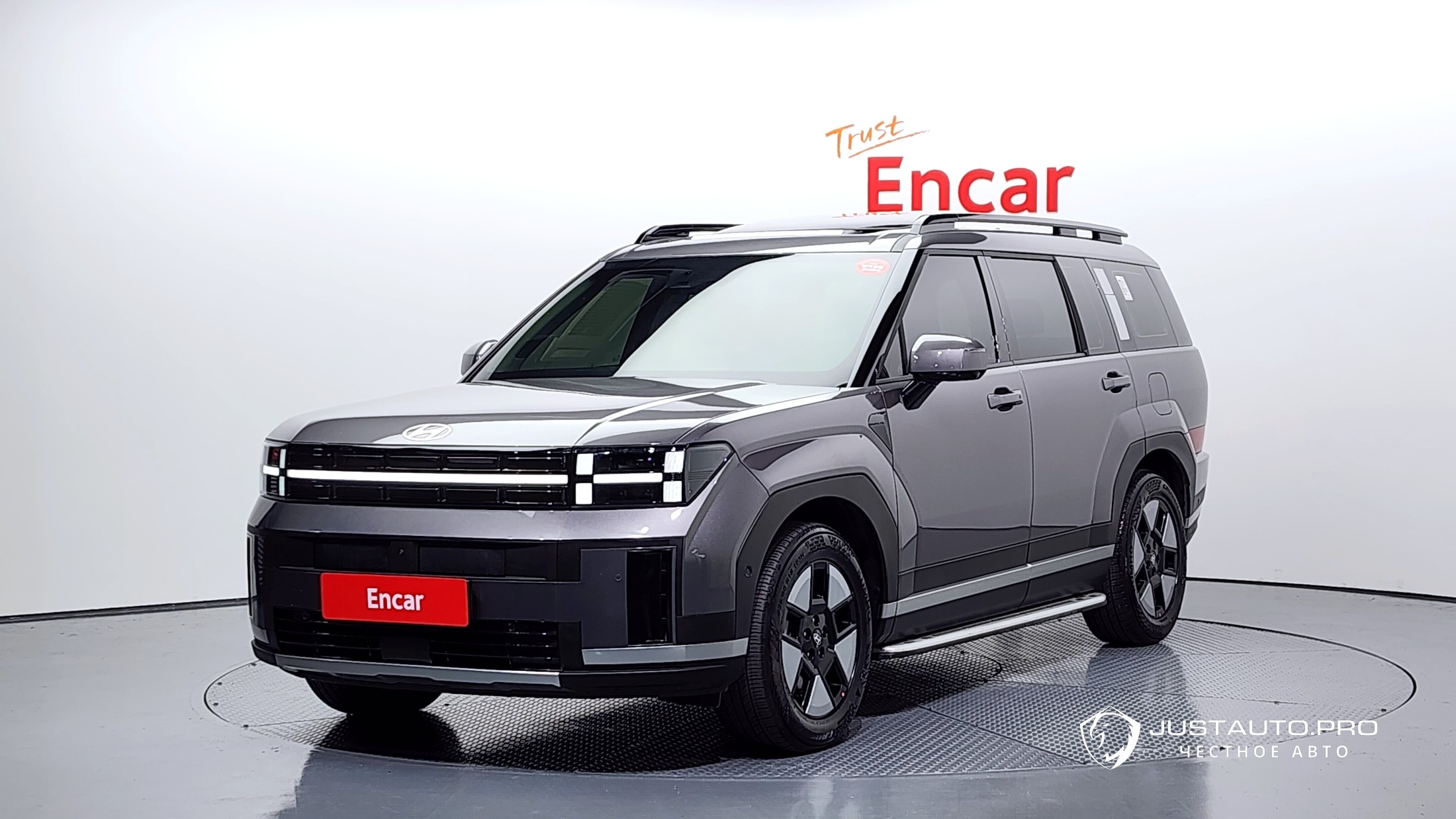 Автомобиль Hyundai Santafe