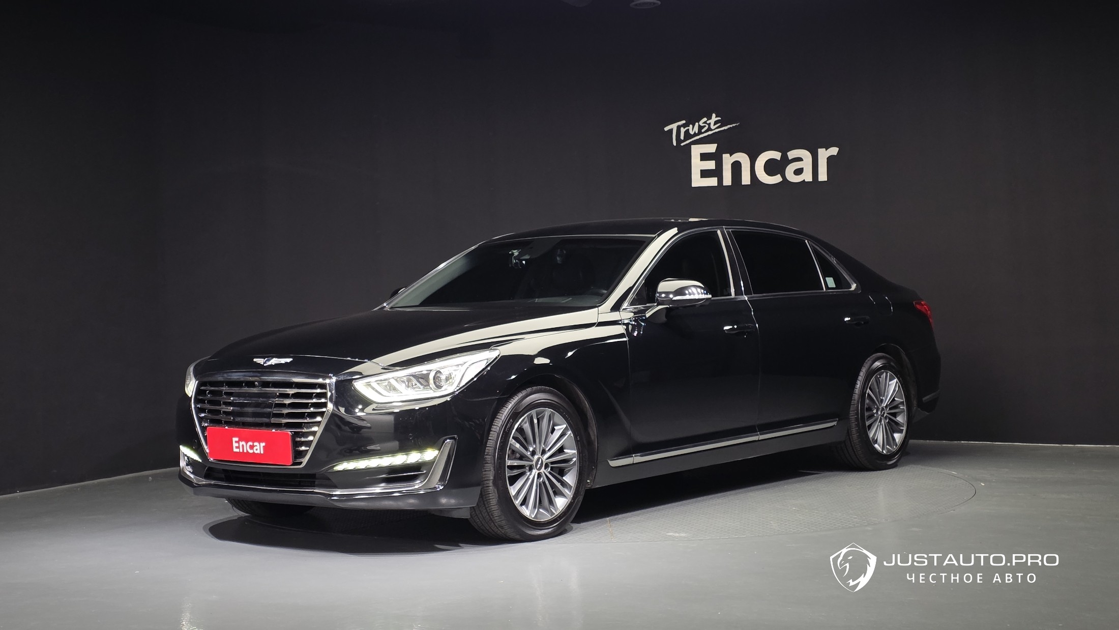 Автомобиль Genesis EQ900