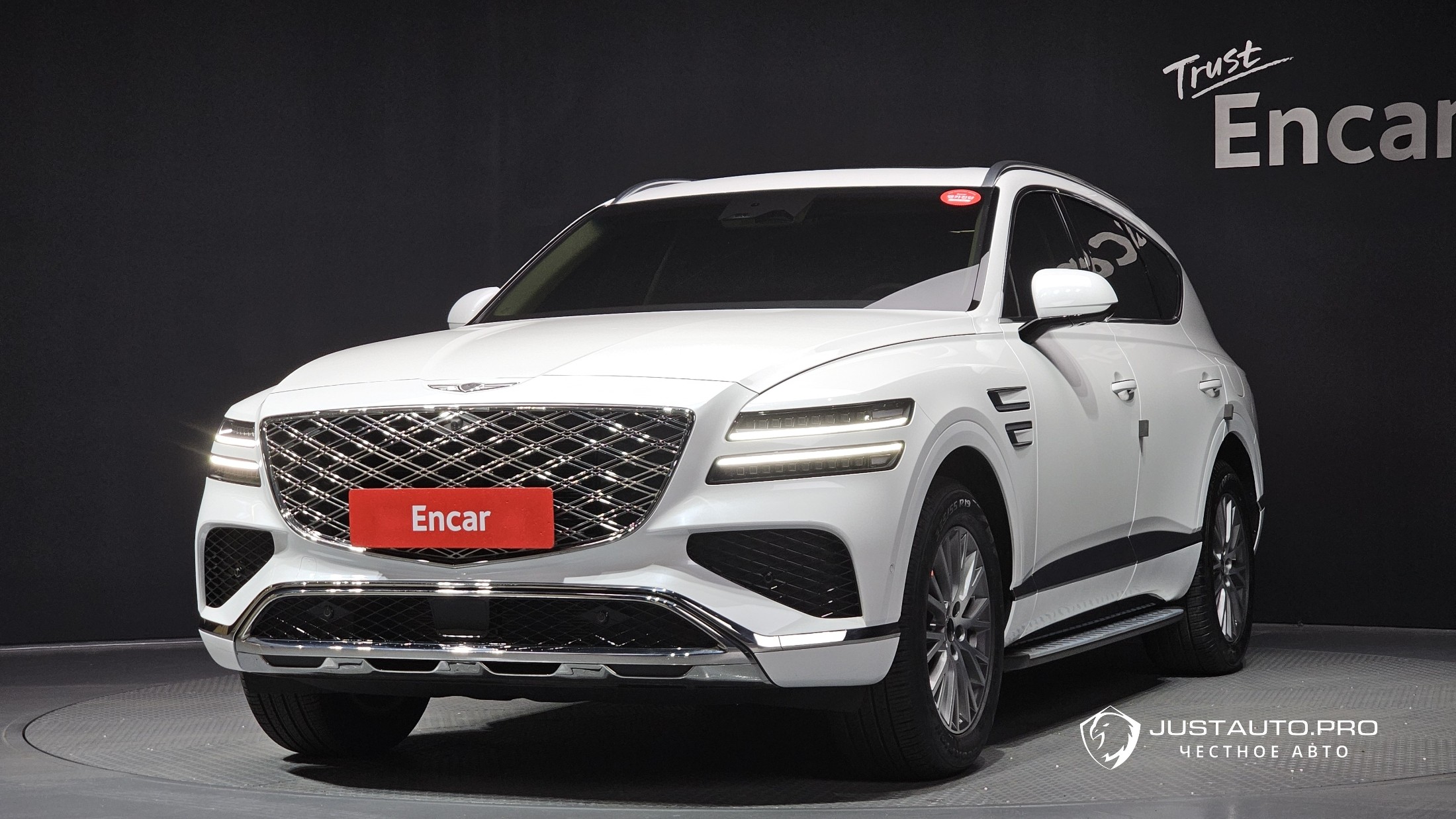 Автомобиль Genesis GV80