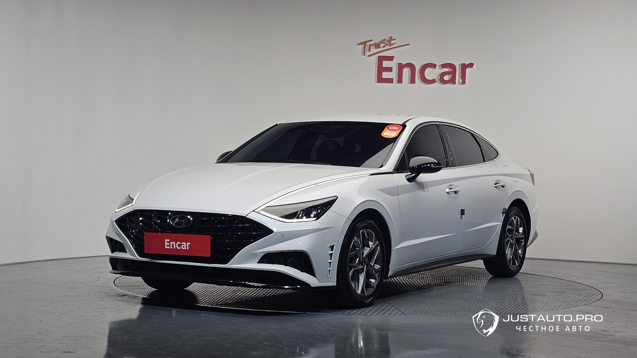 Автомобиль Hyundai Sonata